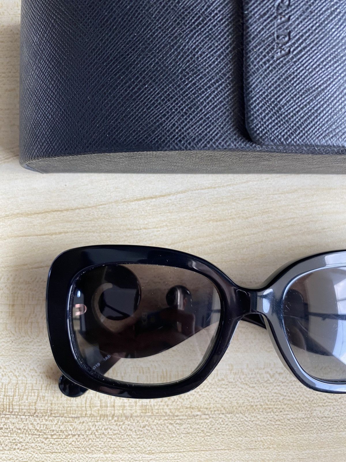 Prada Prada Sunglasses Size ONE SIZE - 3 Thumbnail