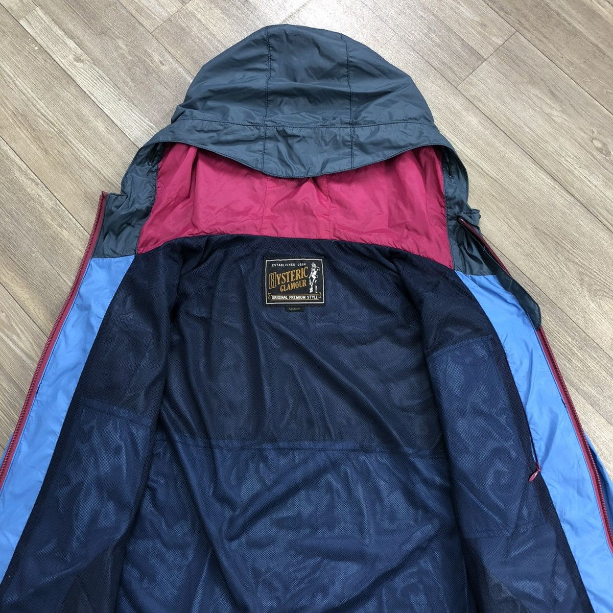 Hysteric Glamour 2000s Hysteric Glamour Two Tone Nylon Jacket Avant Garde Lgb Size US M / EU 48-50 / 2 - 13 Thumbnail