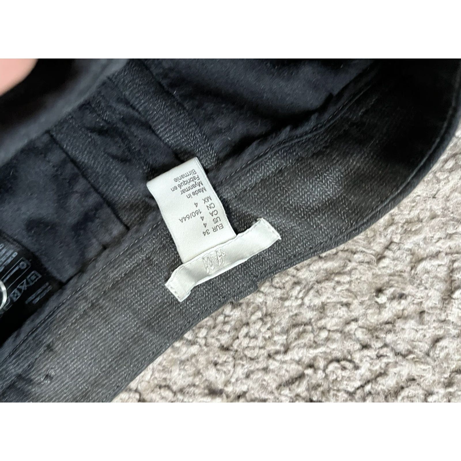 H&M H&M Dress Pants Women 4 Black Business Casual Ankle Flat Front Regular Skinny Zip Front 4 Womens Size 27" / US 4 / IT 40 - 5 Thumbnail