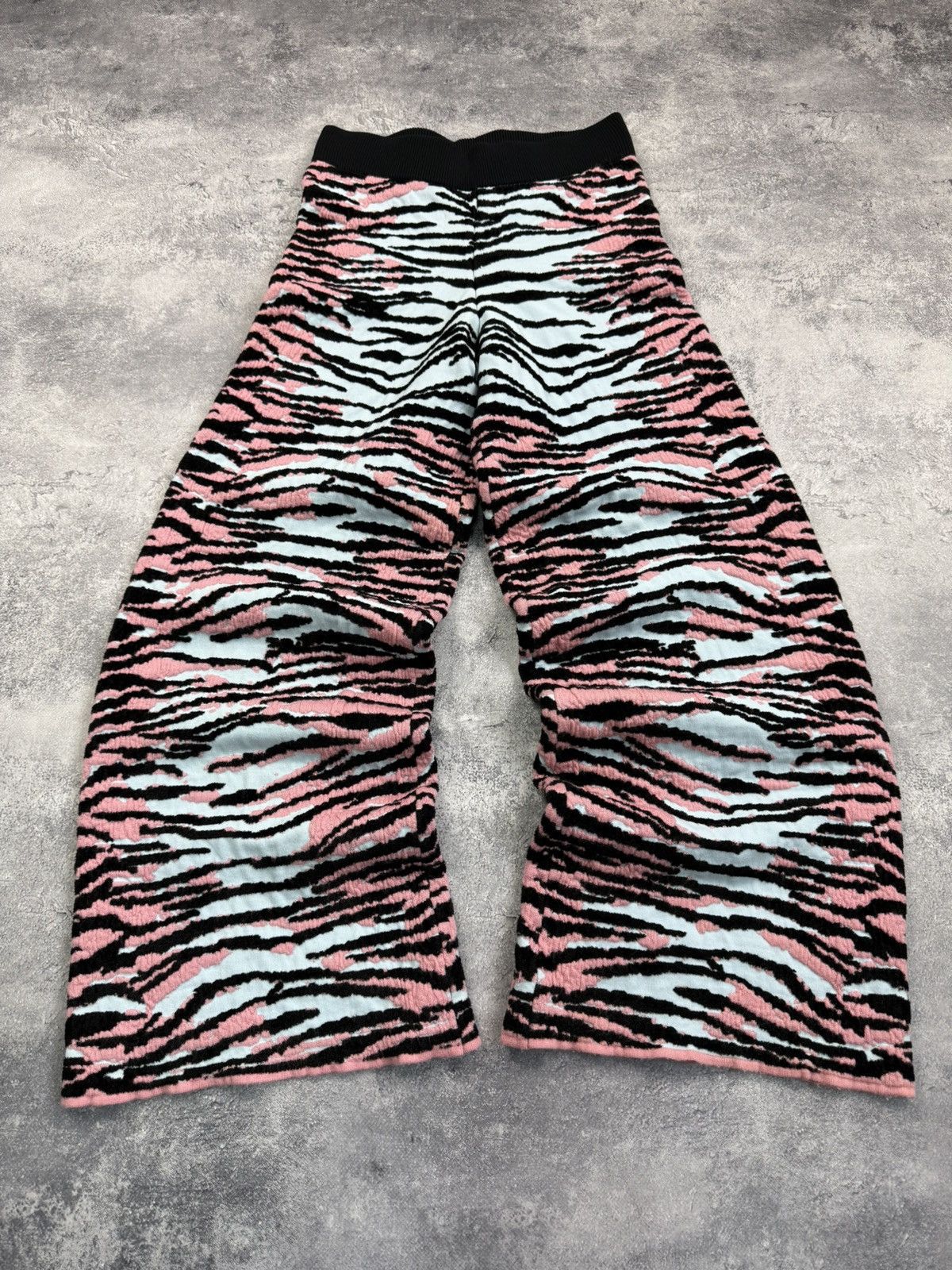 H&M × Kenzo Kenzo x H&M Flared Zebra Pants Wool Padded Trousers Rare Size 28" / US 6 / IT 42 - 3 Thumbnail