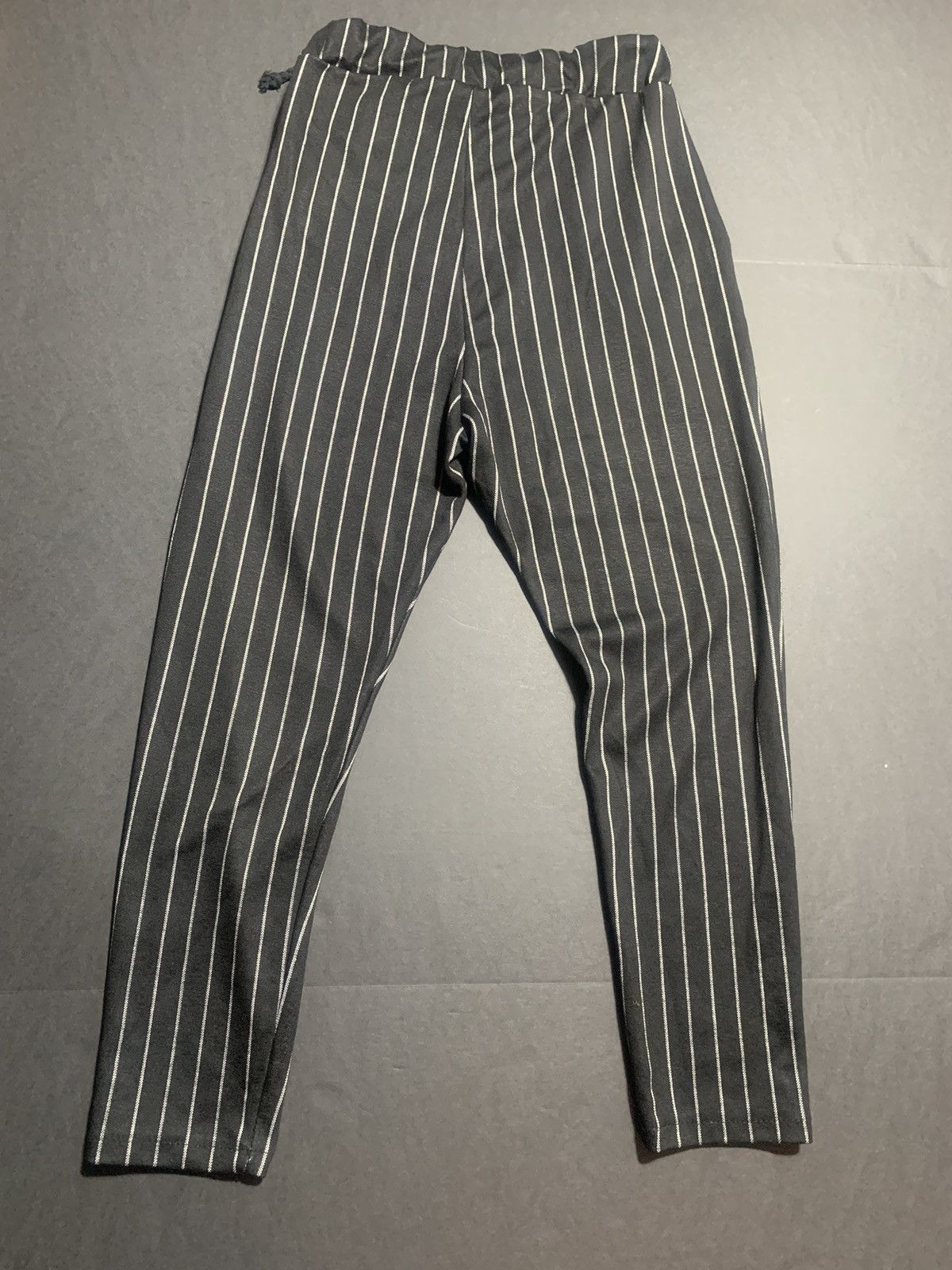 Boohoo Boohoo Man Black Pinstripe Slim Fit Joggers Size Small Size US 30 / EU 46 - 6 Thumbnail