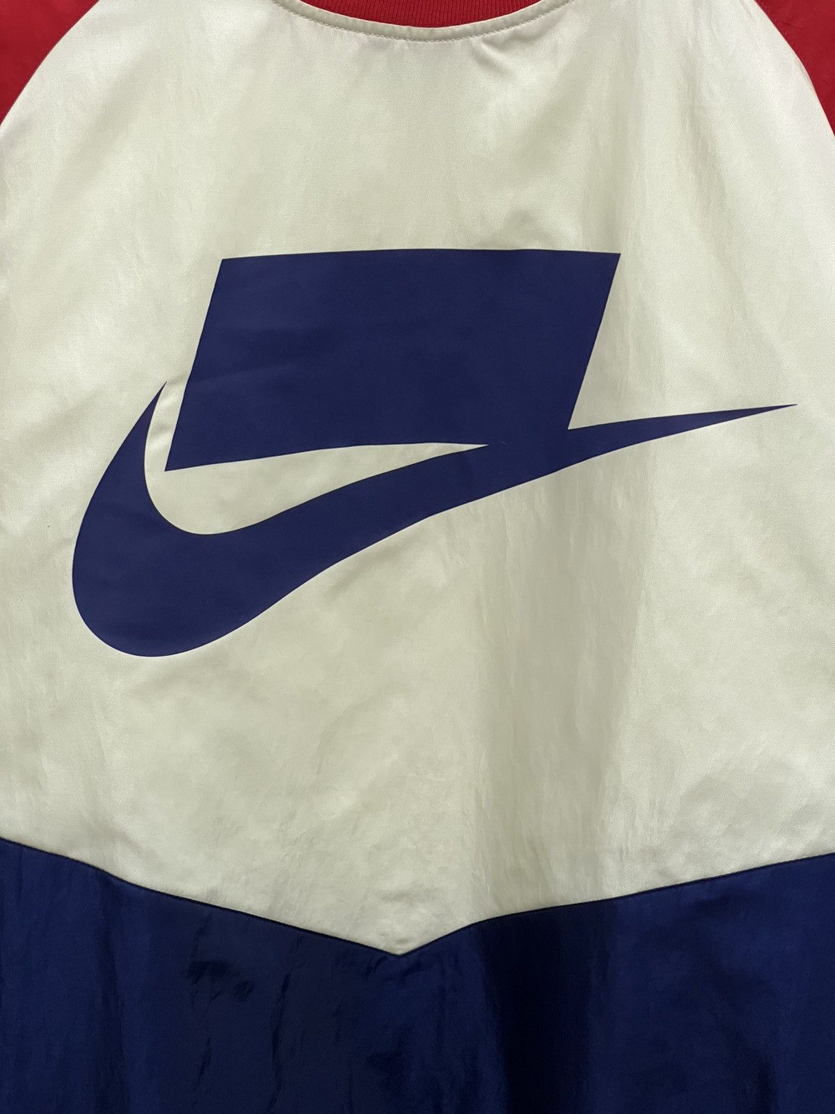 Nike × Vintage NIKE x NSW BIG LOGO VINTAGE 00s OVERSIZE SWEATSHIRT CREWNECK Size US L / EU 52-54 / 3 - 5 Thumbnail