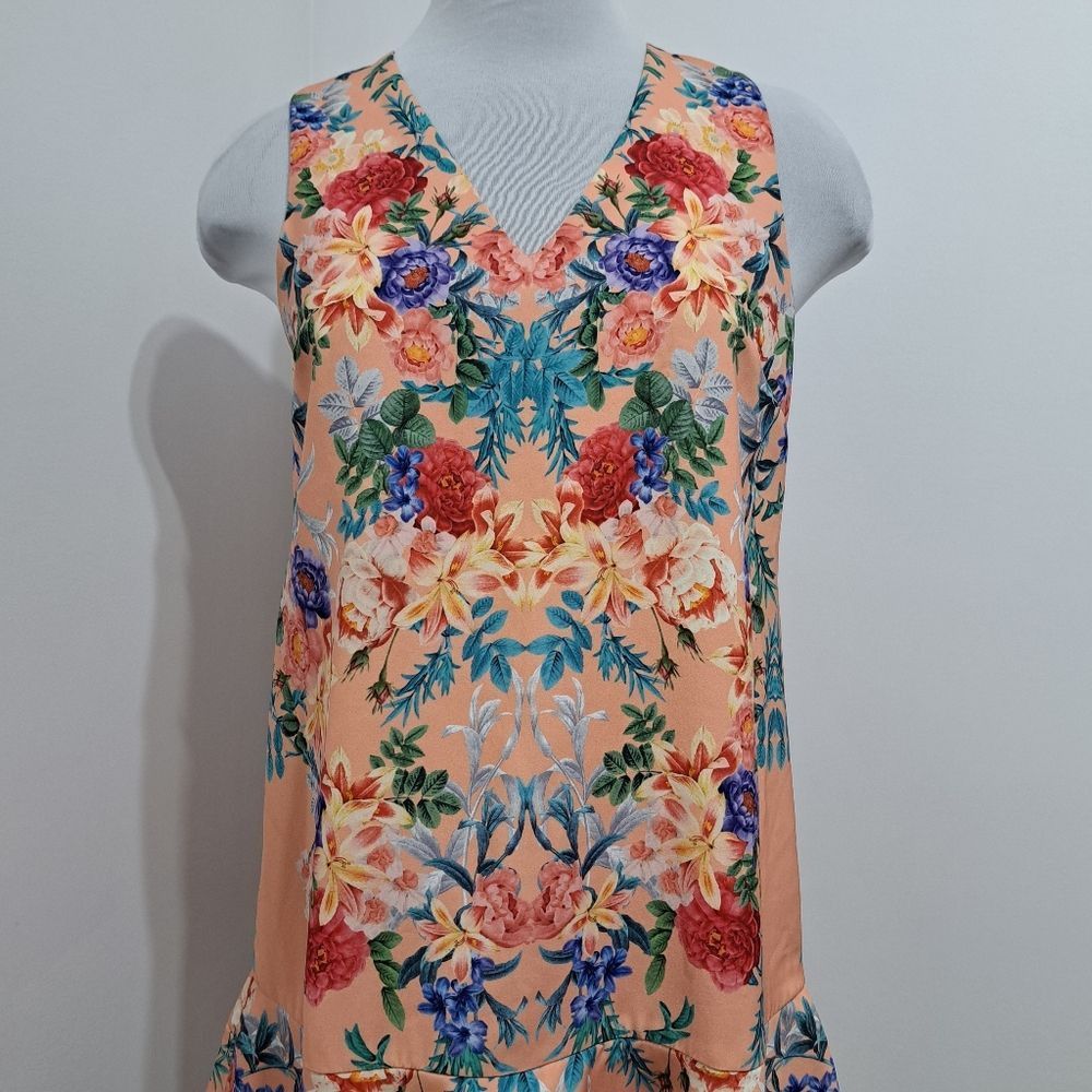 Anthropologie Keepsake The Label Anthropologie V Neck Sleeveless Floral Dr Size XS / US 0-2 / IT 36-38 - 9 Thumbnail