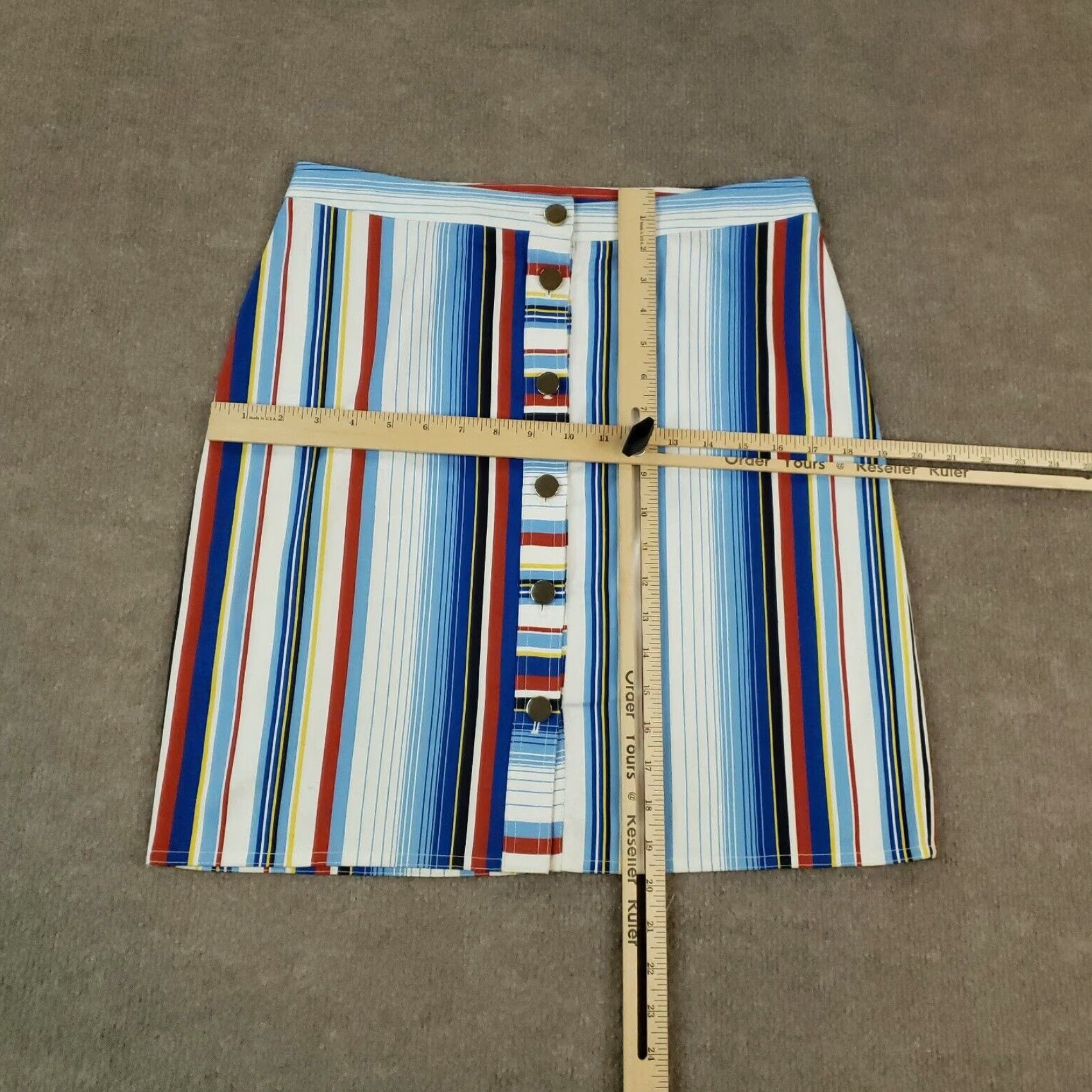 Brooks Brothers Brooks Brothers White Blue Striped Pencil Skirt Women's 6 Straight Career Stretch Size 28" / US 6 / IT 42 - 2 Thumbnail