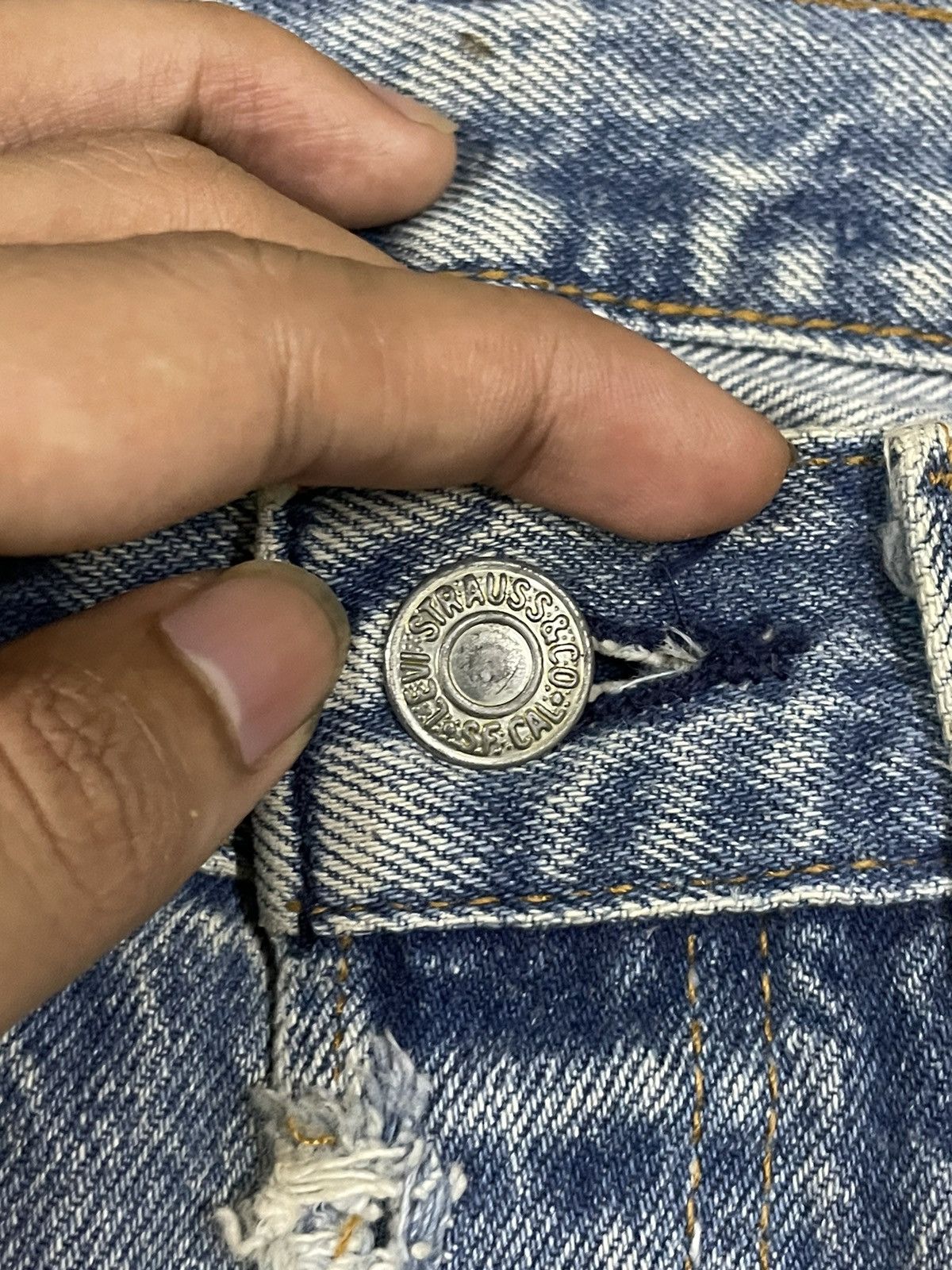 Levi's Vintage Clothing Vintage 80s Levi’s 501 Straight Cut Blue Wash Denim #546 Size US 31 - 16 Thumbnail