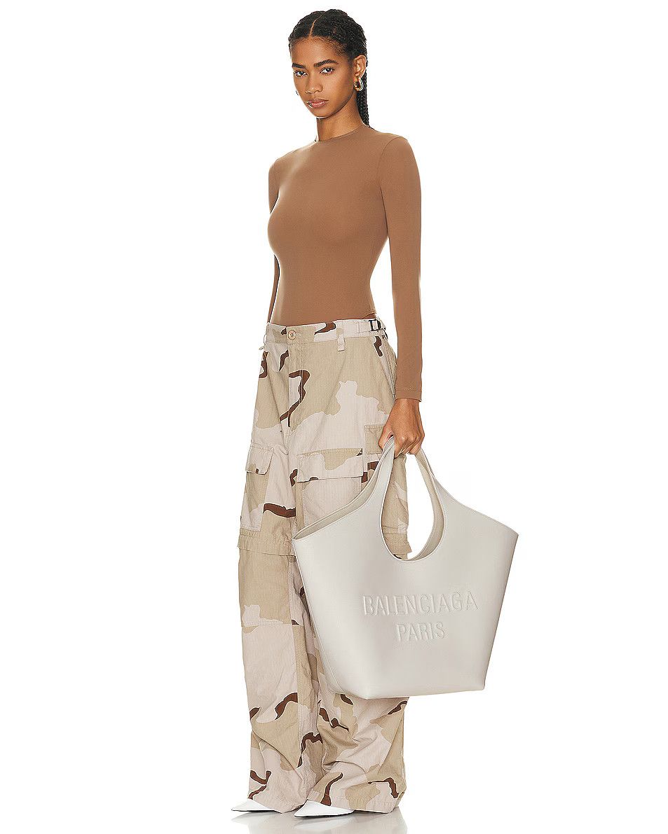 Balenciaga o1la1rc1a0724 Size: OS / Mary-Kate Medium Bag in Nacre Size ONE SIZE - 2 Thumbnail