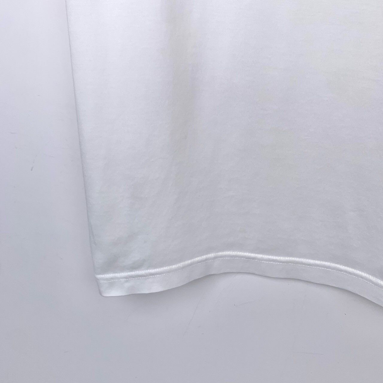 Burberry Burberry White Logo Embroidered Cotton T-Shirt (Size XS Size US XS / EU 42 / 0 - 5 Thumbnail