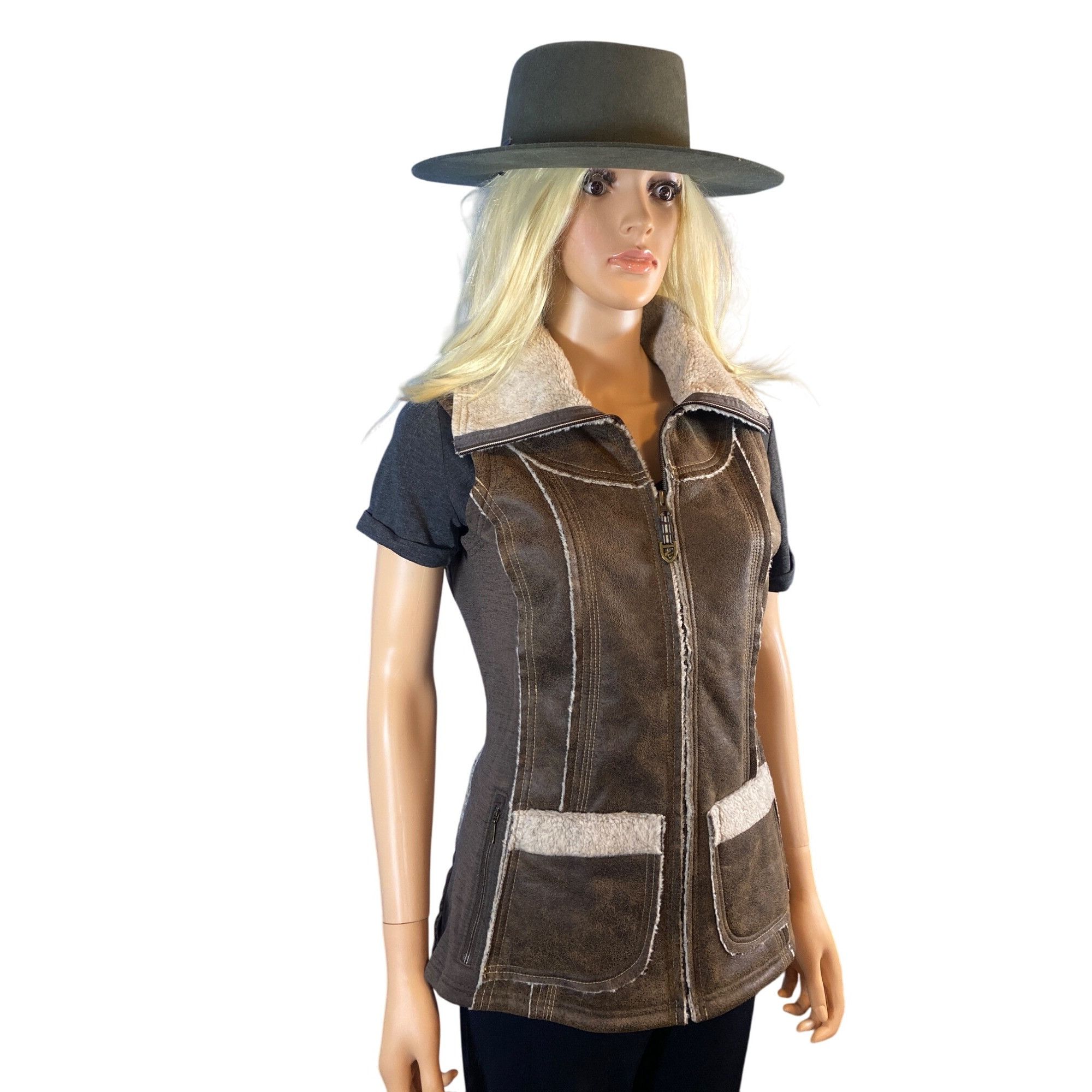 Kuhl NWT KUHL Womens Dani Sherpa Vest Italian Faux Leather Shearl Size S / US 4 / IT 40 - 2 Thumbnail
