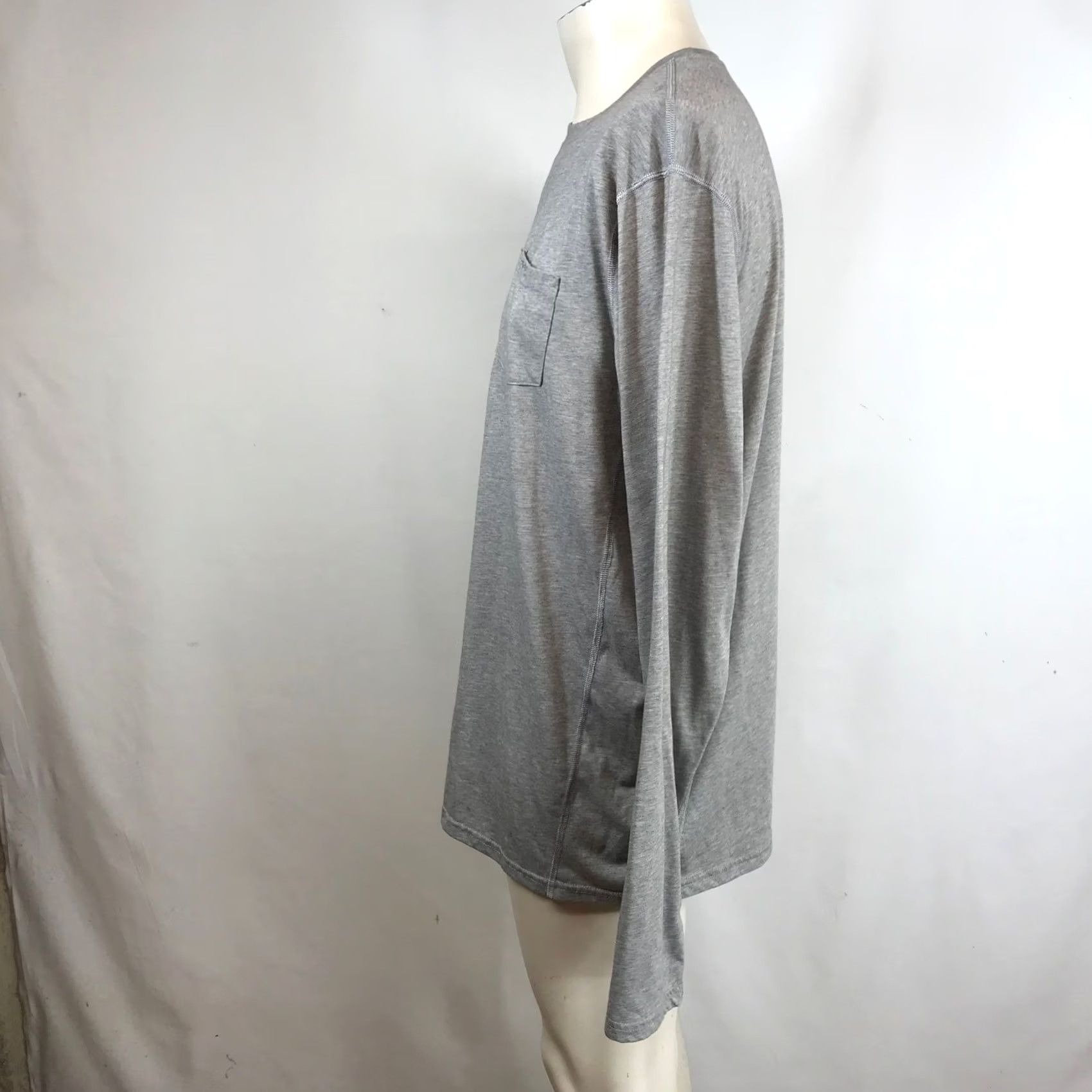 Vintage Poncho Mens XL Long Sleeve Pocket T-Shirt Heather Grey Performance Tee Size US XL / EU 56 / 4 - 7 Thumbnail