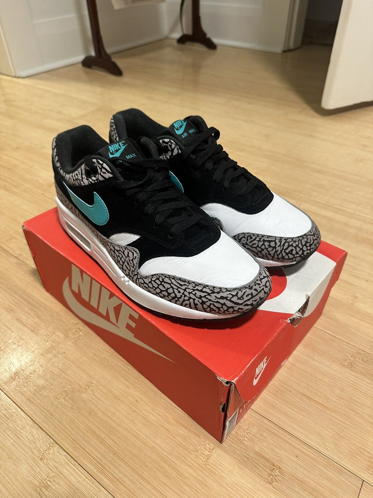 Nike × atmos Nike x Atmos Air Max 1 Elephant Size US 11.5 / EU 44-45 - 3 Thumbnail