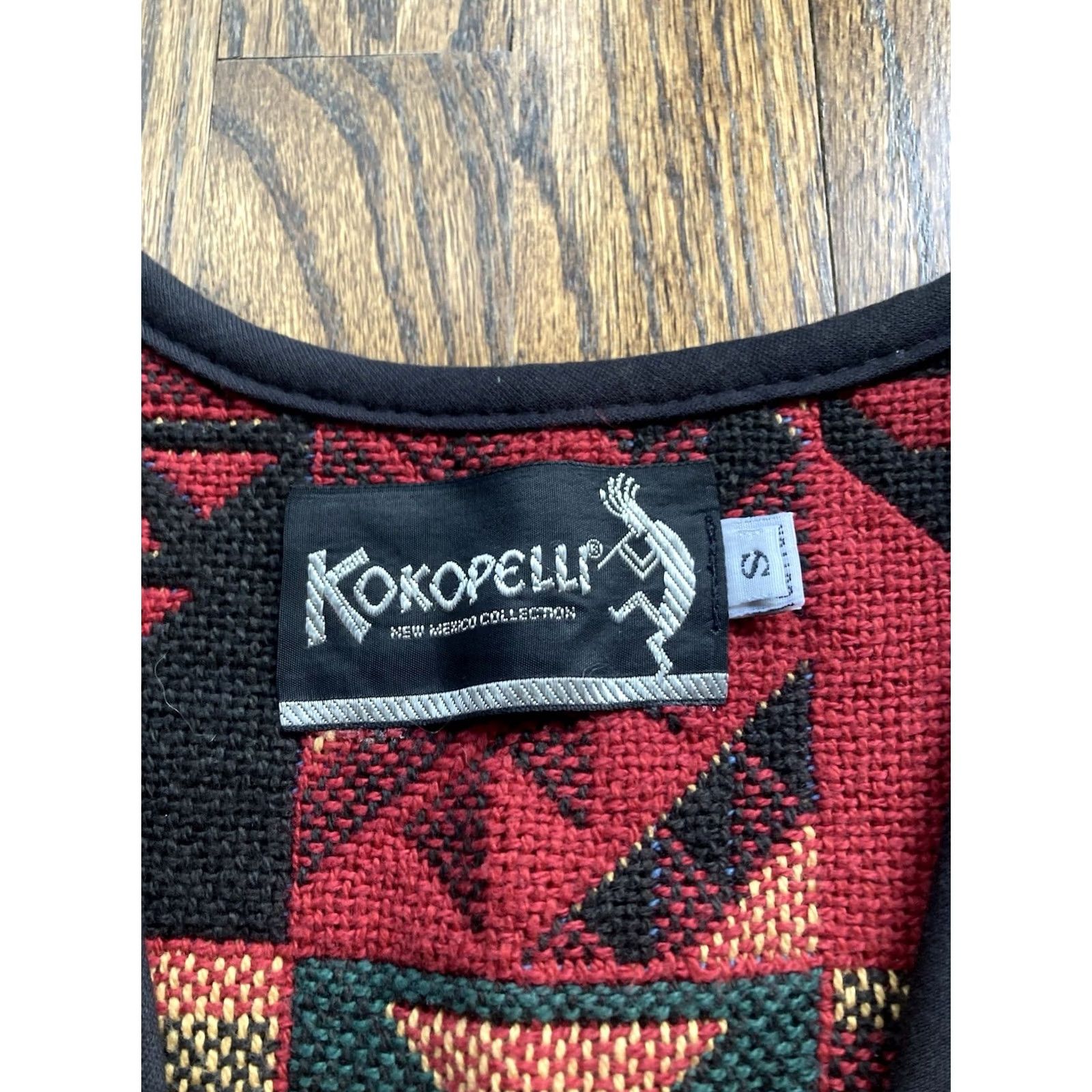 Vintage Vintage Kokopelli Womens Small Southwestern New Mexico Art To Wear Knit Vest Size S / US 4 / IT 40 - 5 Thumbnail