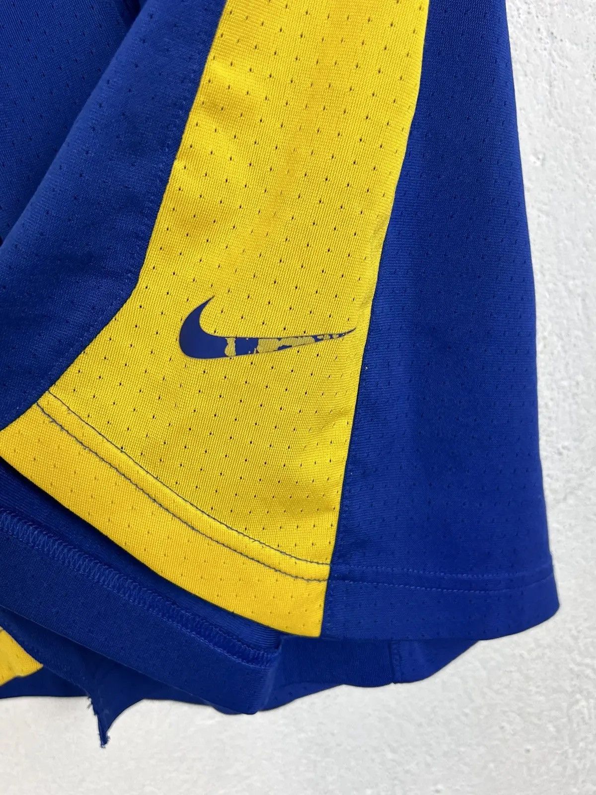 NBA Nike Nba Sportswear Golden State Warriors Basketball Shorts Size US 32 / EU 48 - 4 Thumbnail