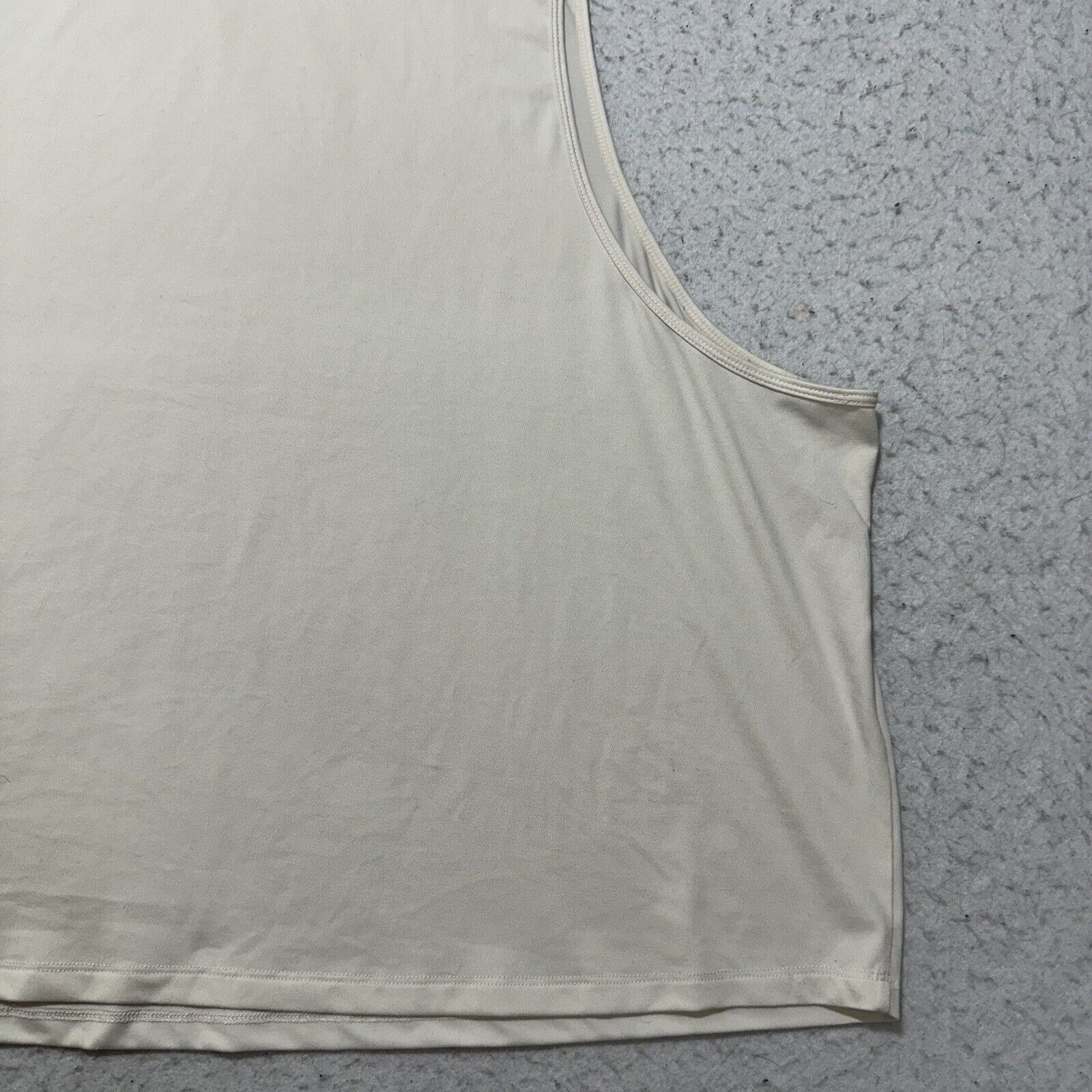 Fabletics Fabletics 3X Sleeveless Athletic Tank Top Cream Pullover Size 3XL / US 20-22 - 12 Thumbnail