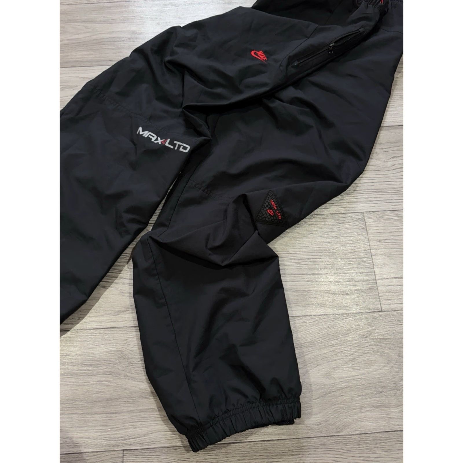 Nike VINTAGE Nike Jogger Pants Black M Size US 31 - 2 Thumbnail