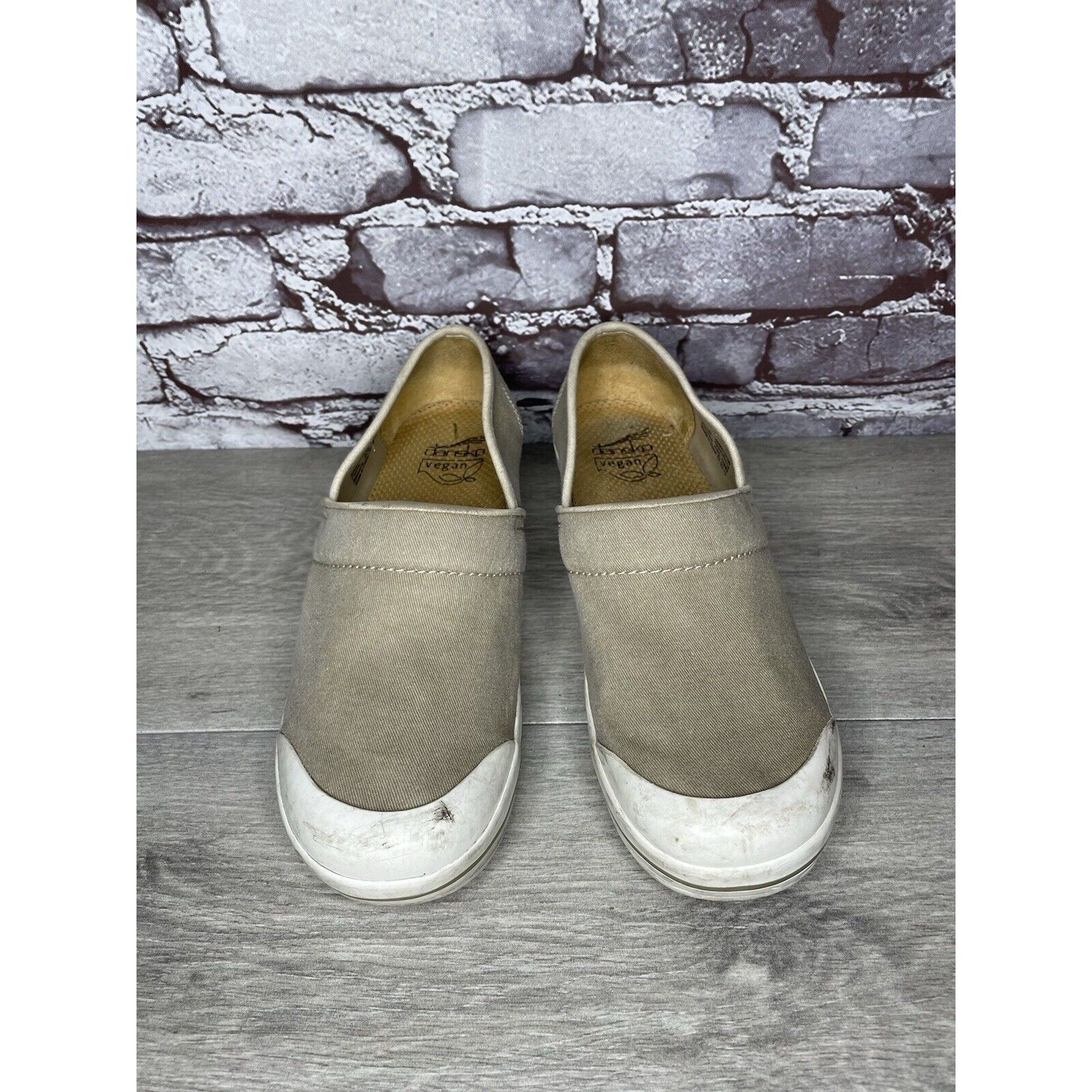 Other Dansko Volley Vegan Tan Beige Khaki Canvas Non Slip Clogs Wo Size US 8.5 / IT 38.5 - 4 Thumbnail