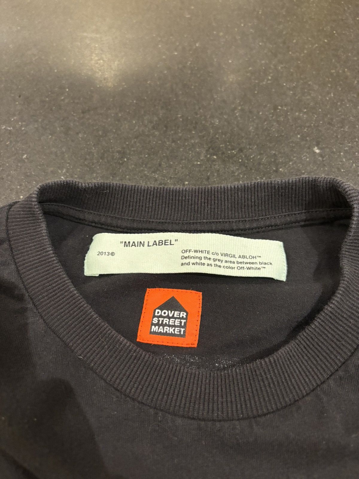 Off-White Off-White X DSM ‘Location’ Tee Size US L / EU 52-54 / 3 - 4 Thumbnail