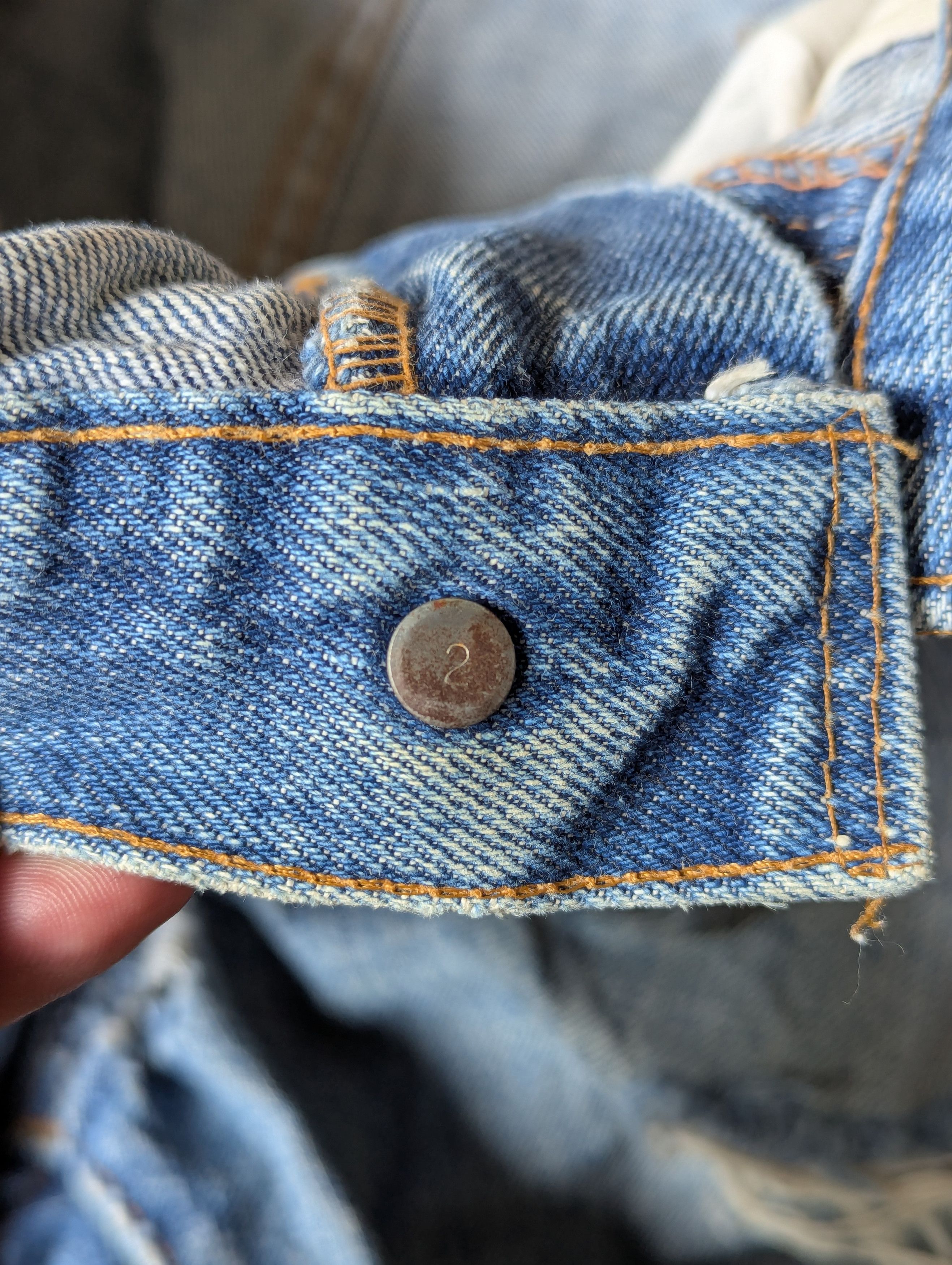 Levi's DISTRESSED 70/80s LEVIS 517 ZIP TALON 42 BUTTON NO 2 RED TAB Size US 34 / EU 50 - 13 Thumbnail