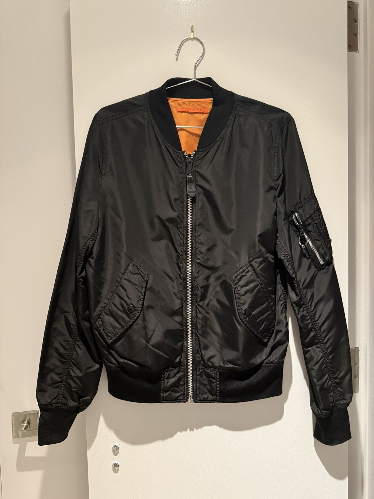 Alpha Industries Black Alpha Industries Bomber Size US M / EU 48-50 / 2 - 1 Thumbnail