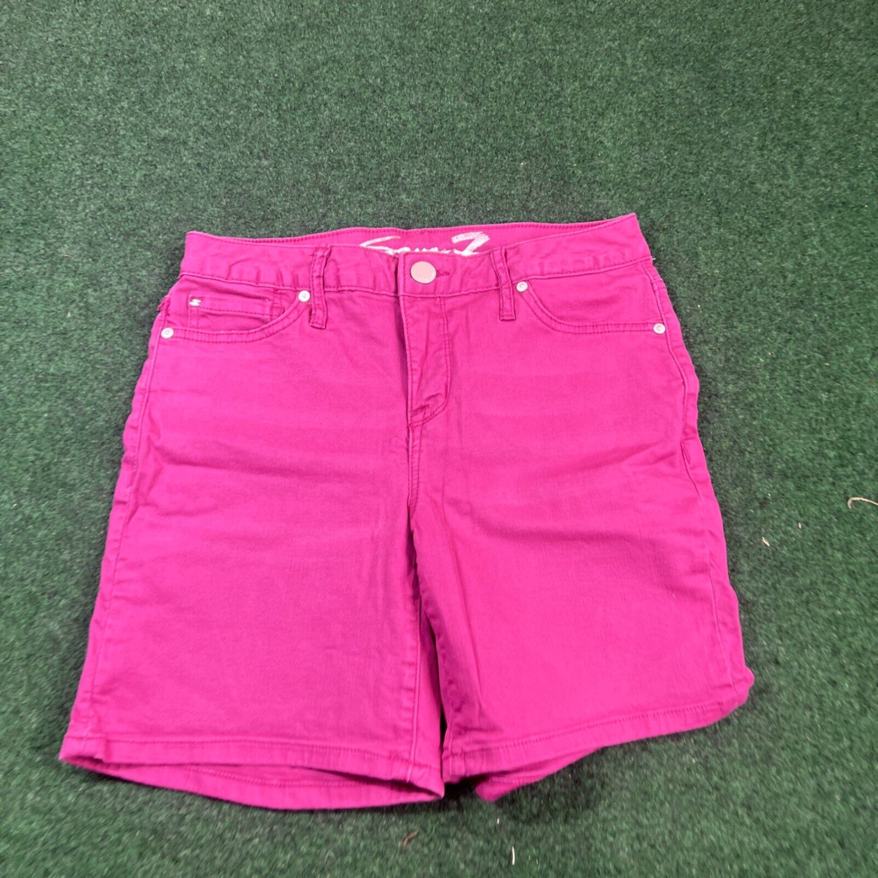 Vintage Seven7 Shorts Womens Size 4 Pink Bermuda Shorts Measures 28 Size 27" / US 4 / IT 40 - 1 Thumbnail
