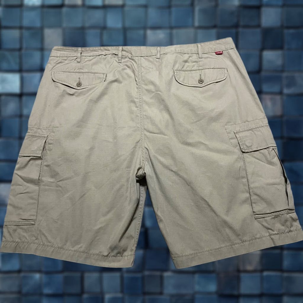 Levi's New title: Levi'S Cargo Mens 46 Shorts Beige Ripstop Utility Outdoor Inseam 9" - Authentic Size US 30 / EU 46 - 1 Thumbnail