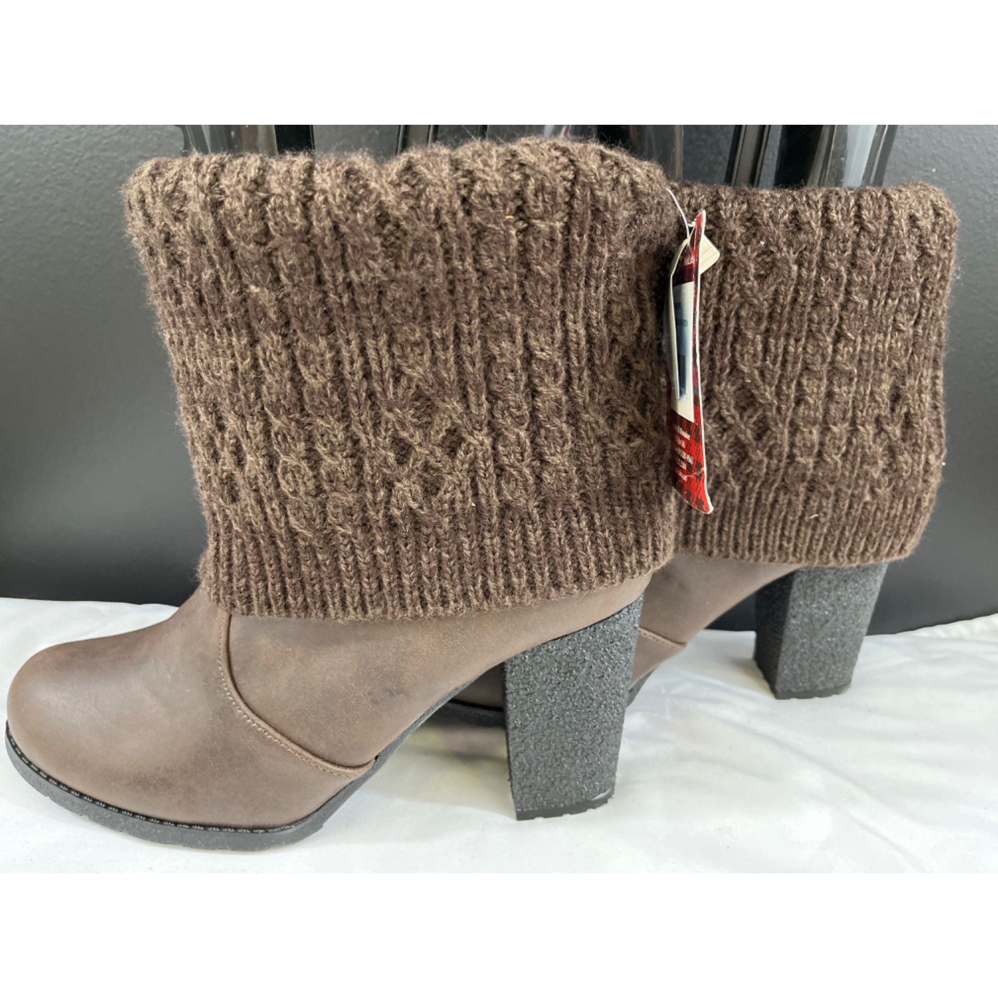 Other Muk Luks Women's Brown Heeled Ankle Boots Size 9 SKU 6219 Size US 9 / IT 39 - 5 Thumbnail
