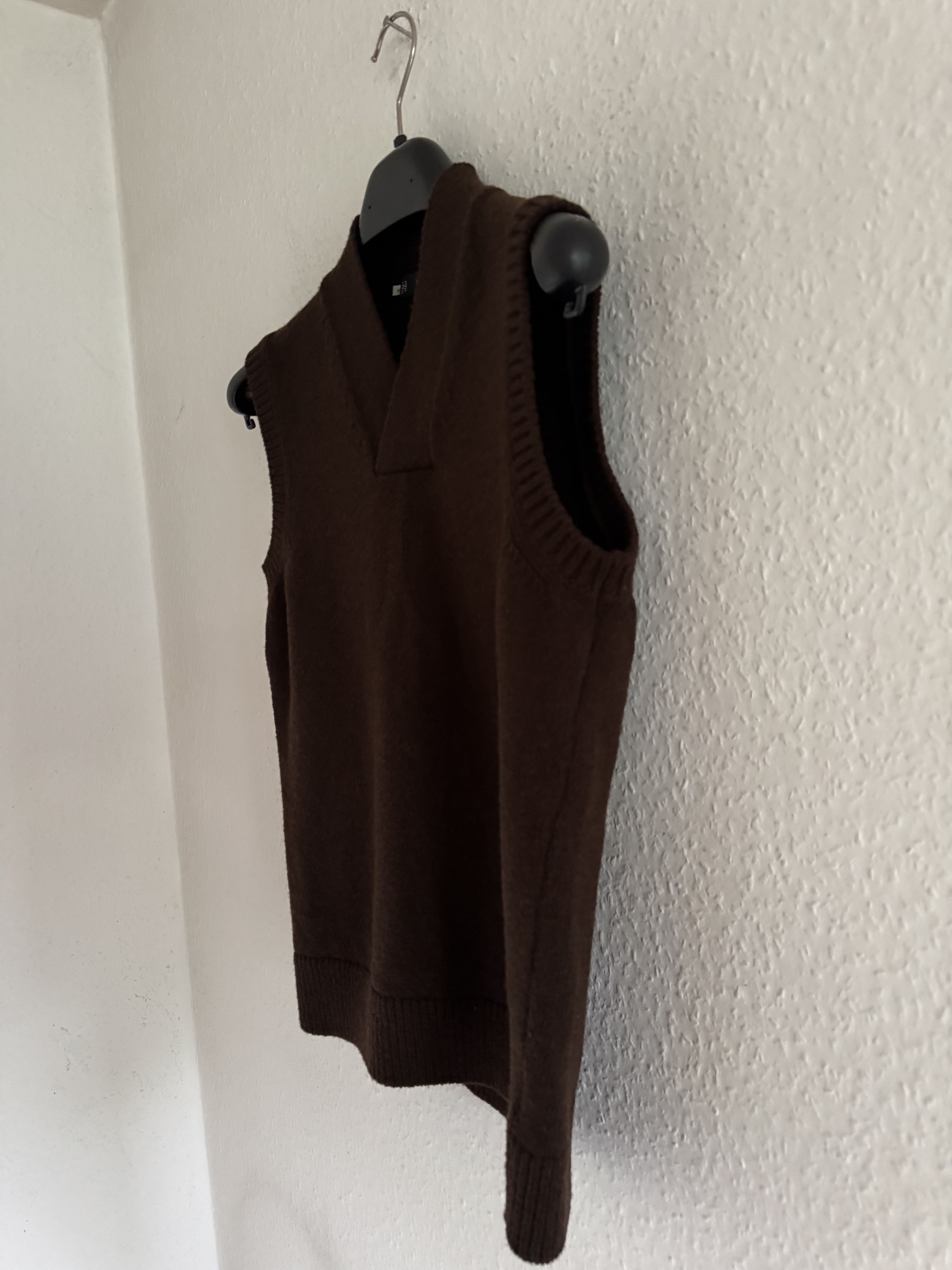 Dsquared2 FW13 V-Neck Wool Knit Vest Size US M / EU 48-50 / 2 - 2 Thumbnail