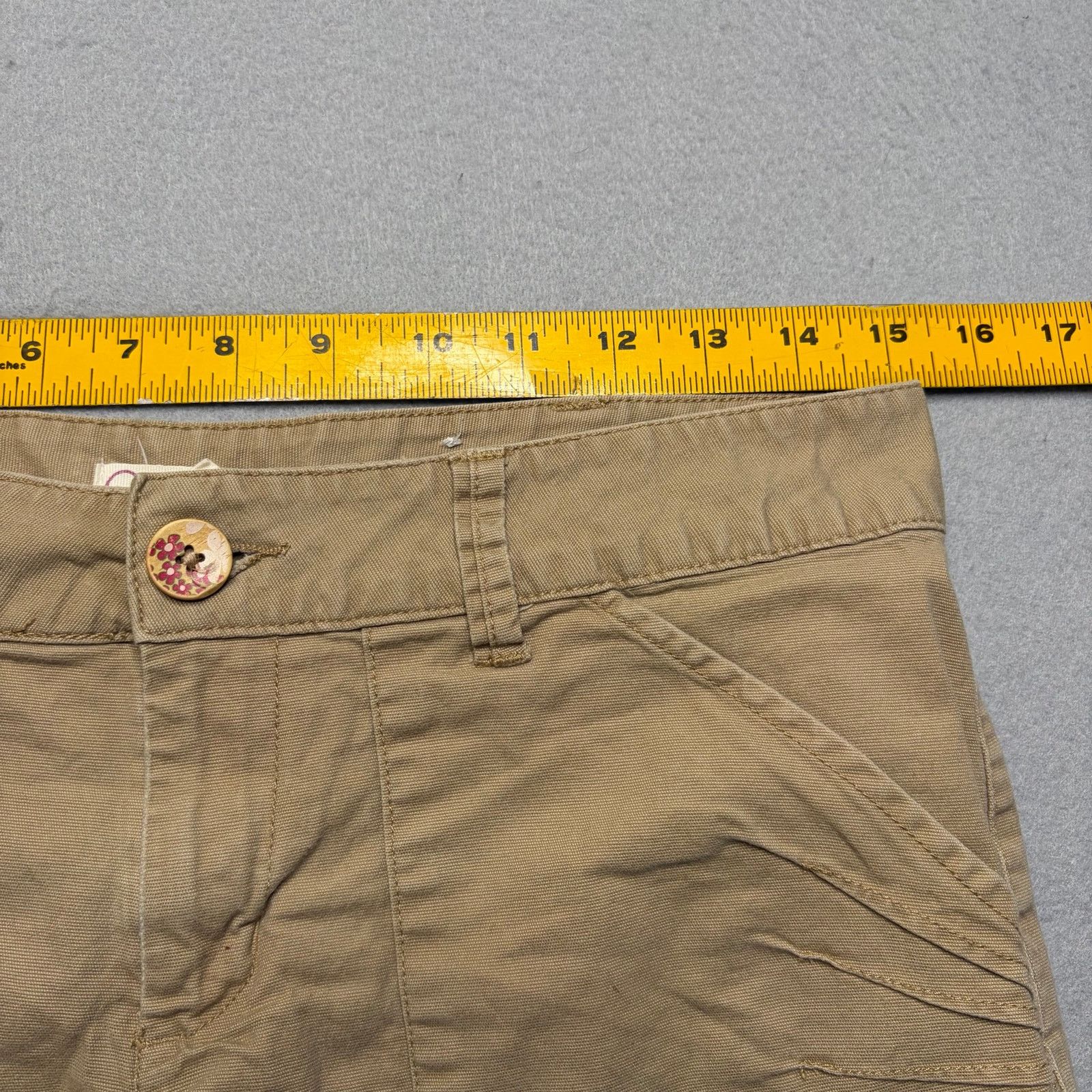 Ocean Pacific OP Women Khaki Shorts Size 9 Beige Low Rise Y2K Liw Rise 30 Size 30" / US 8 / IT 44 - 5 Thumbnail