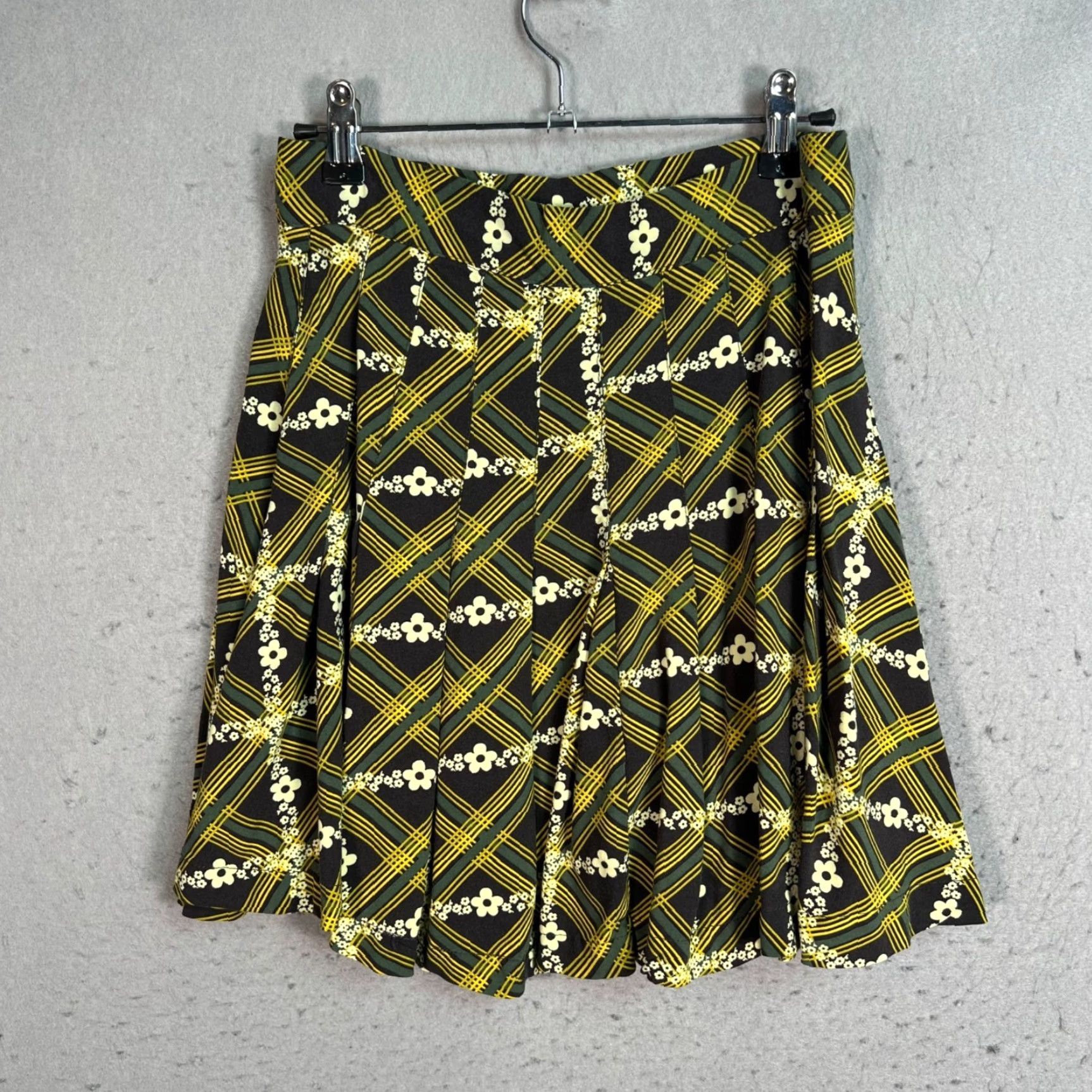 Urban Outfitters VINTAGE Urban Outfitters Womens Small Pleated Skirt Black & Yellow Floral Plaid Viscose Size 28" / US 6 / IT 42 - 2 Thumbnail
