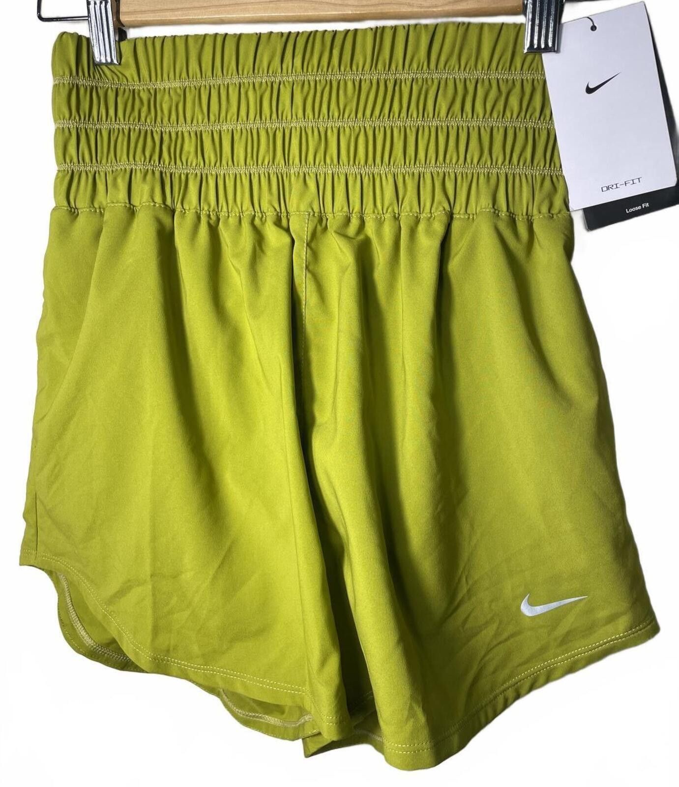 Nike Nike Womens Training Shorts Size Small Green Size 28" / US 6 / IT 42 - 7 Thumbnail