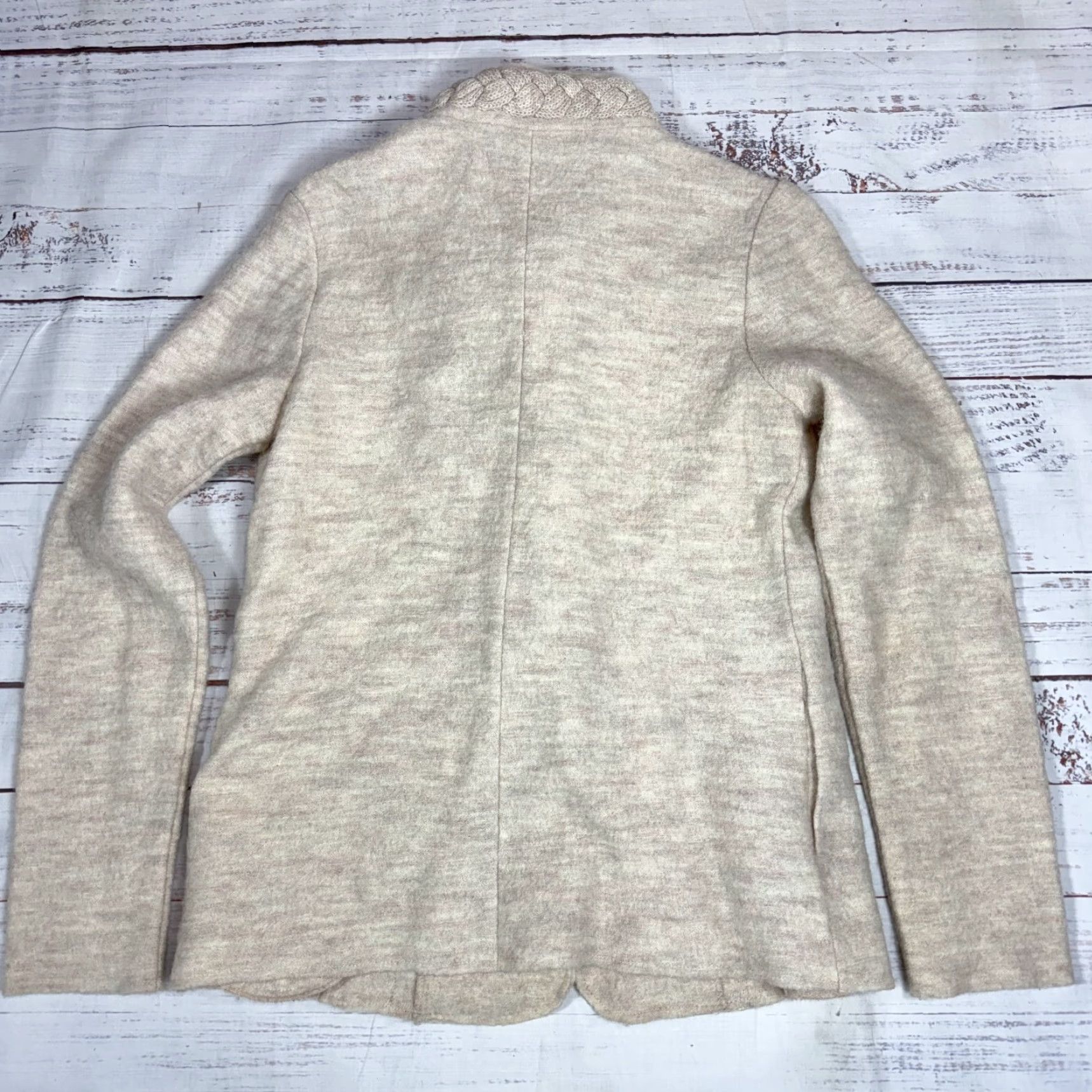Vintage Venario Women's Beige Wool Cardigan Sweater Knit Trim Long Sleeve Sz S Size S / US 4 / IT 40 - 5 Thumbnail