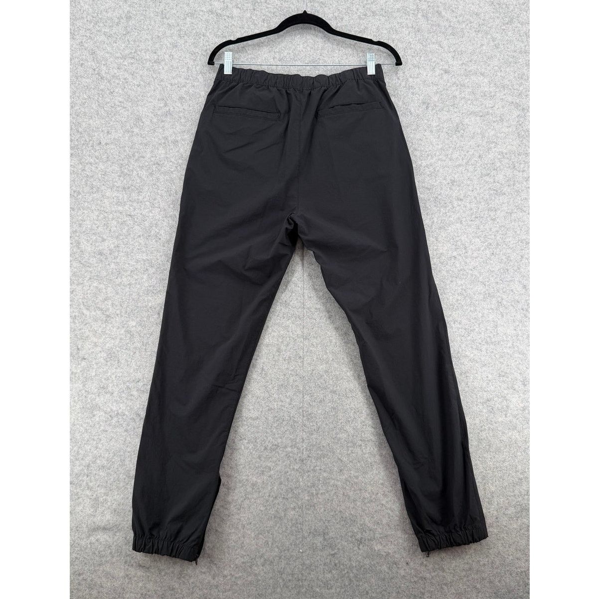 Onia Onia Tapered Leg Pull-On Tech Pant Jogger Black Men's MEDIUM Size US 30 / EU 46 - 4 Thumbnail