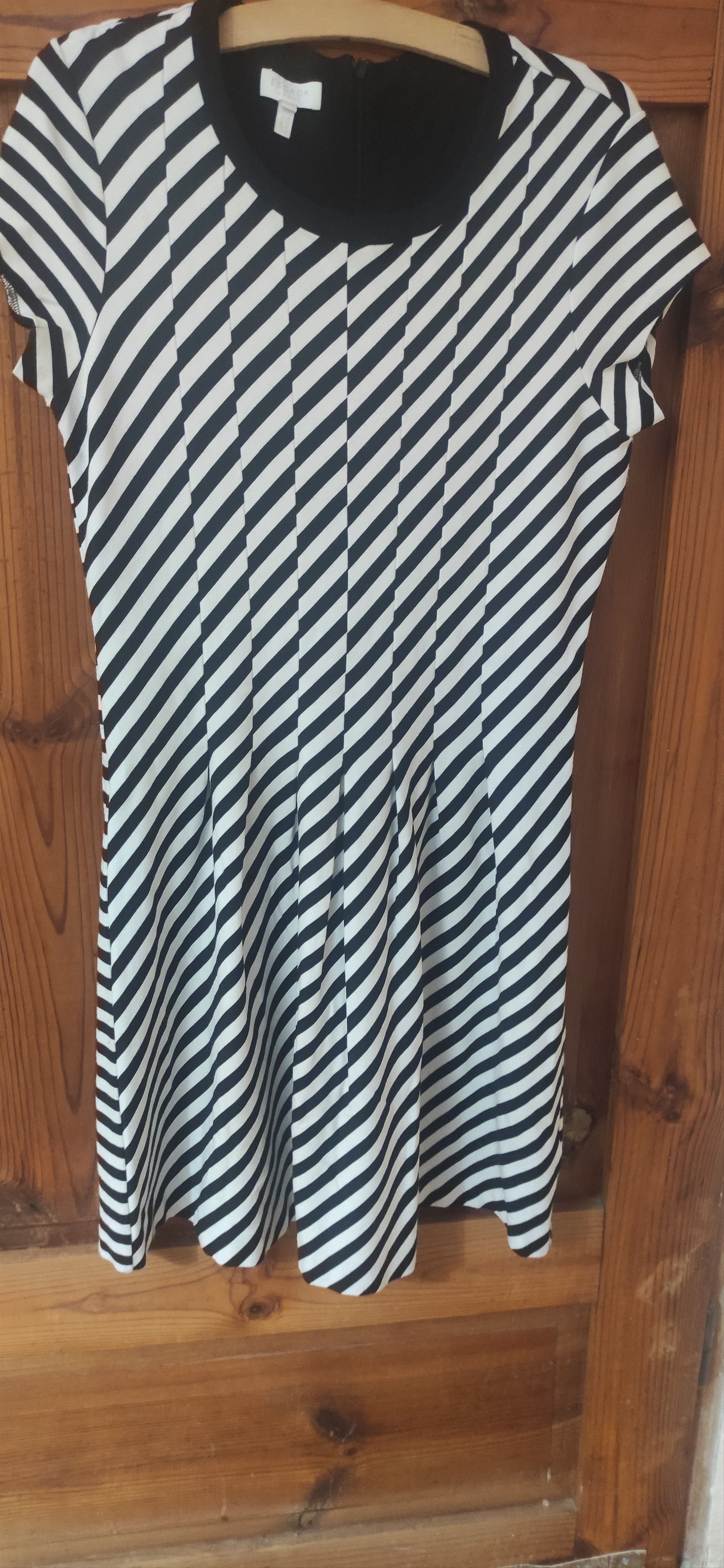 Escada The dress Escada Size S / US 4 / IT 40 - 1 Thumbnail