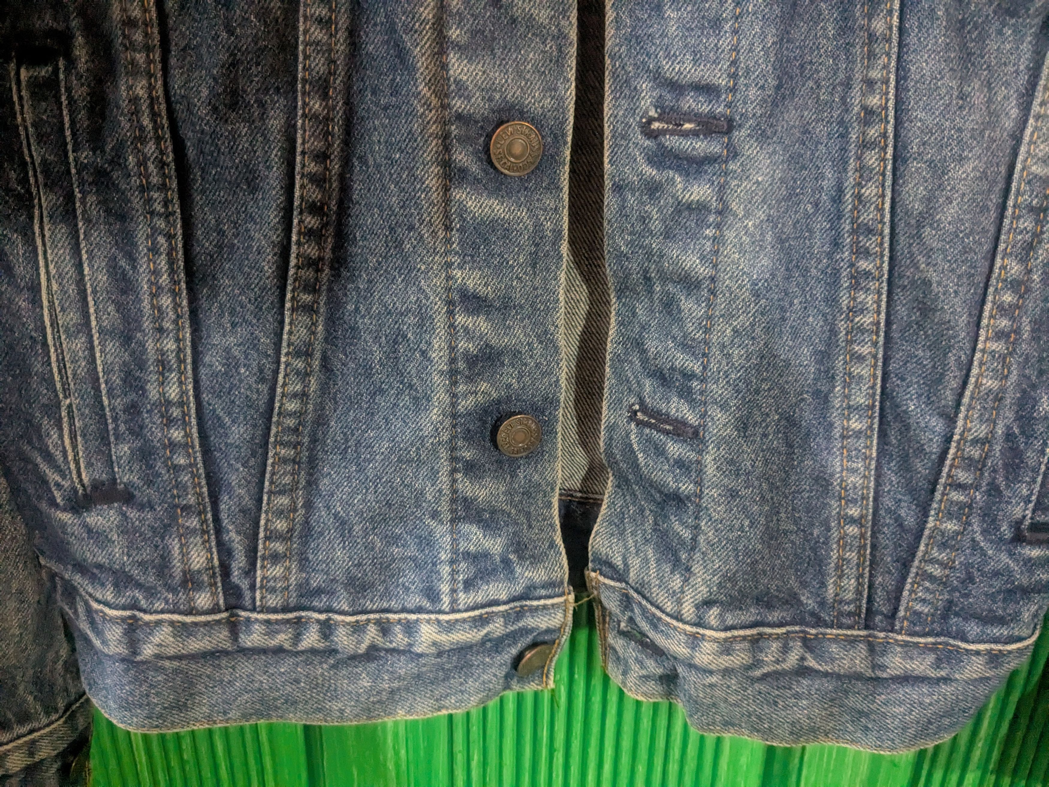Levi's Vintage Clothing Levis denim trucker jacket 80's made in USA vintage Size US S / EU 44-46 / 1 - 7 Thumbnail