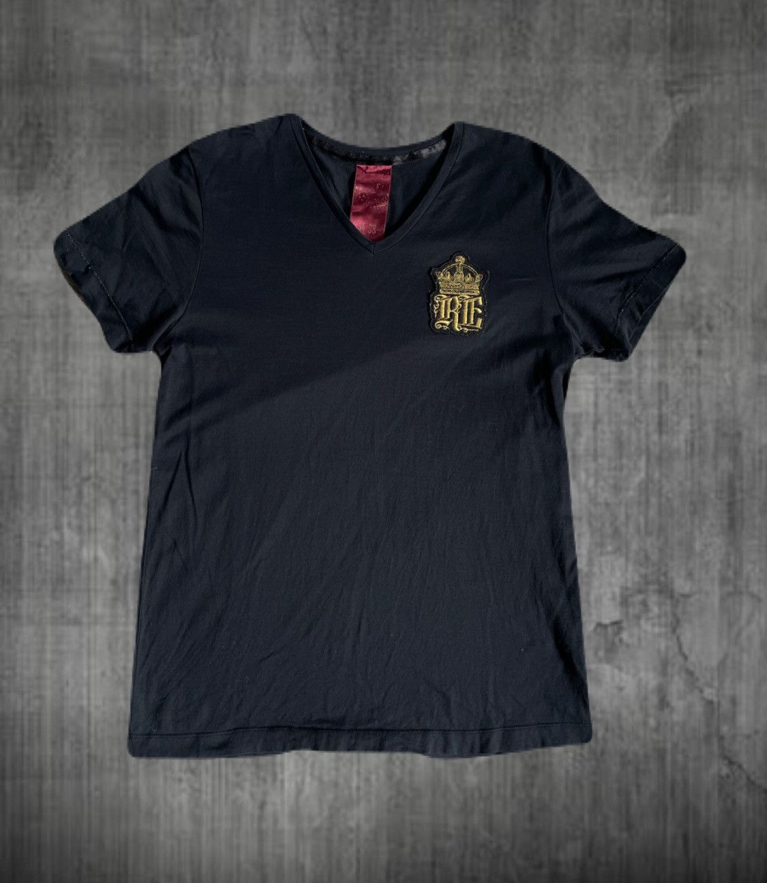 If Six Was Nine 2000s Japanese archive Vkei Gothic Emblem Patch Slim-Fit Tee Size US S / EU 44-46 / 1 - 1 Thumbnail