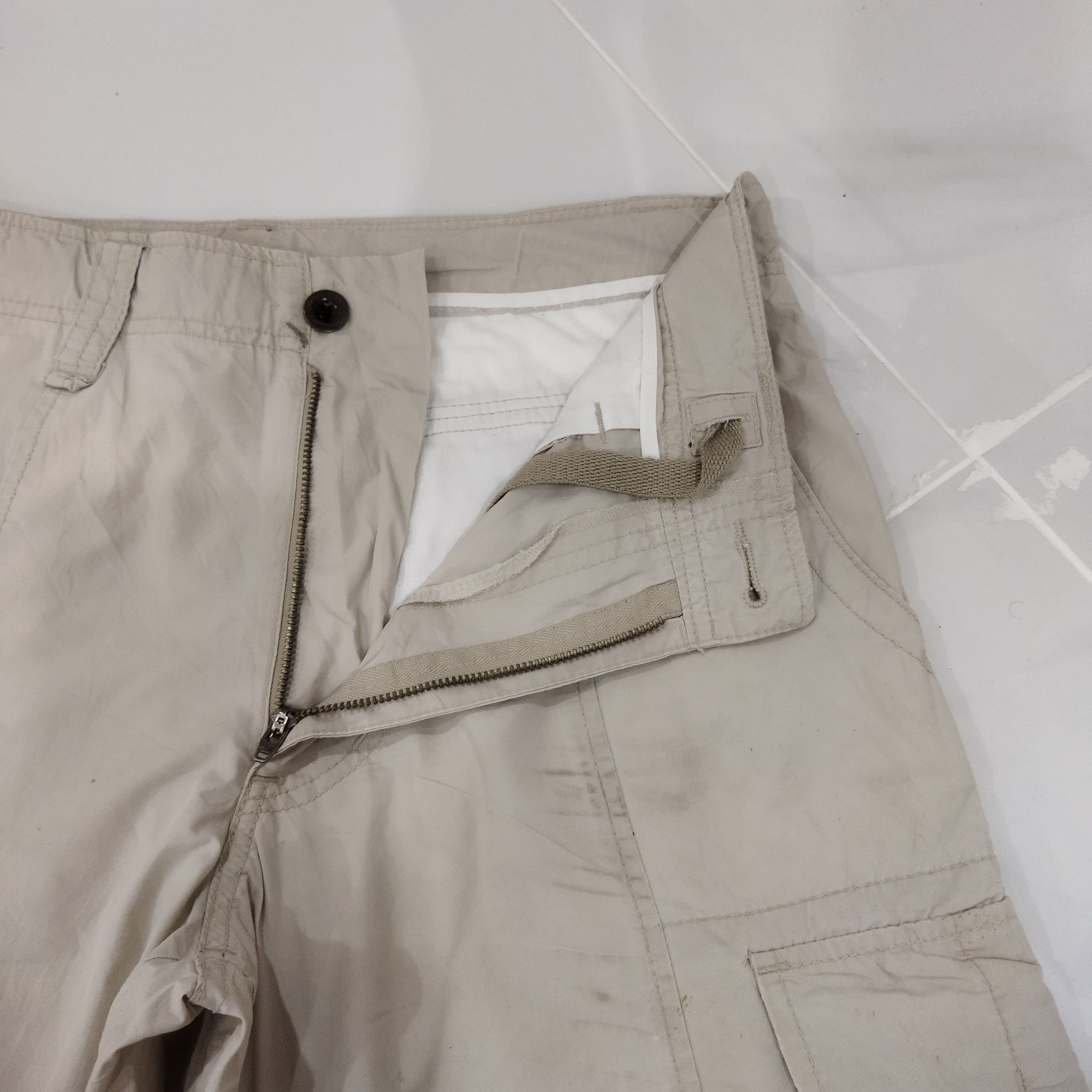 Japanese Brand × Uniqlo UNIQLO FADED WHITE CARGO PANTS Size US 30 / EU 46 - 6 Thumbnail