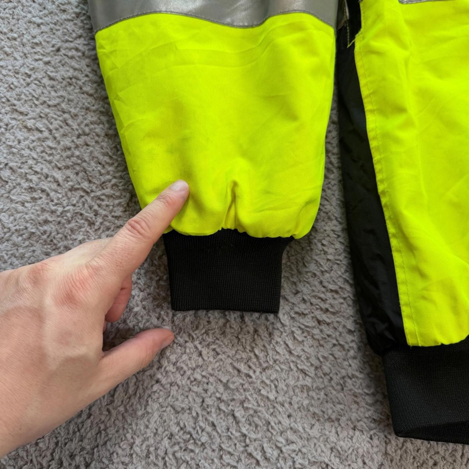 Other Tingley Job Sight Mens Visibility Reflective Bomber Jacket Size US L / EU 52-54 / 3 - 9 Thumbnail