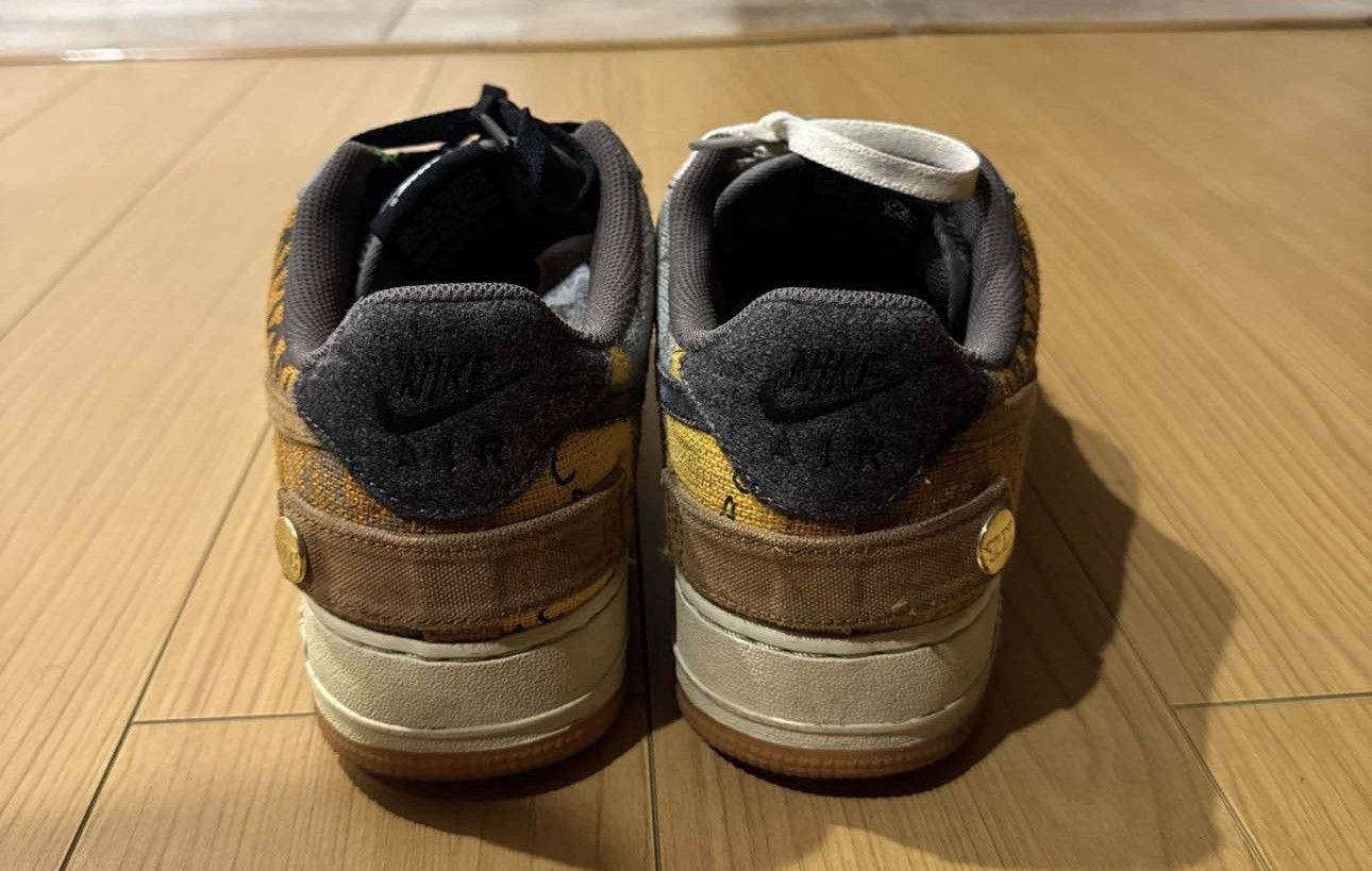 Nike × Travis Scott Travis Scott Nike Air Force 1 Cactus Jack Size US 10.5 / EU 43-44 - 4 Thumbnail