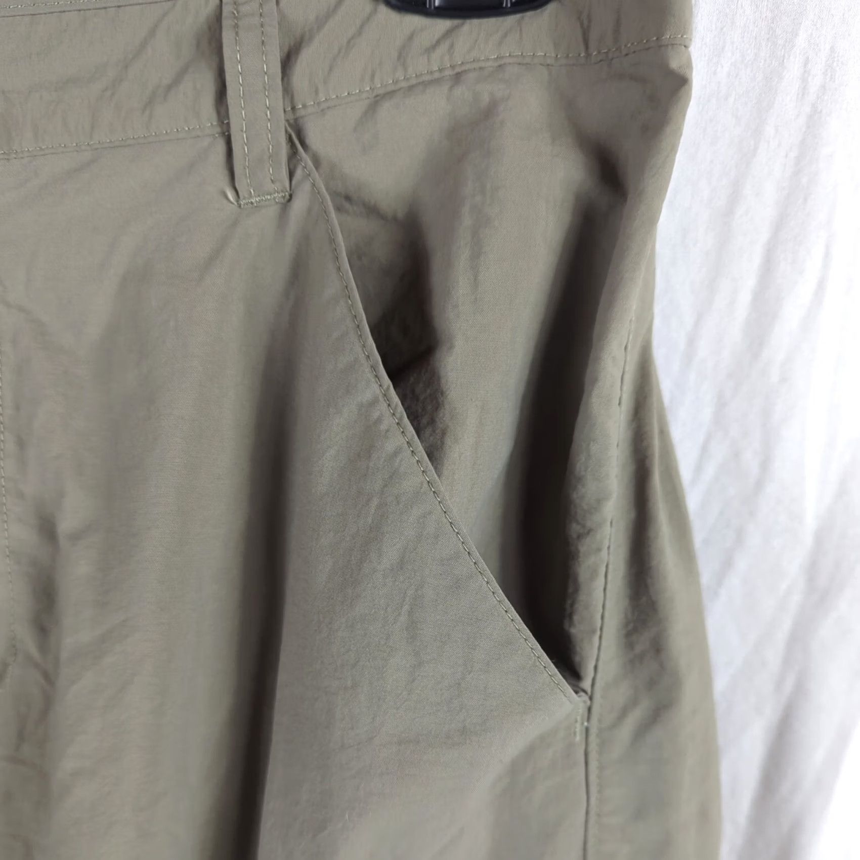 Olive Columbia PFG womens Small Convertible nylon Pants olive green 29X31 fast dry Size 28" / US 6 / IT 42 - 4 Thumbnail