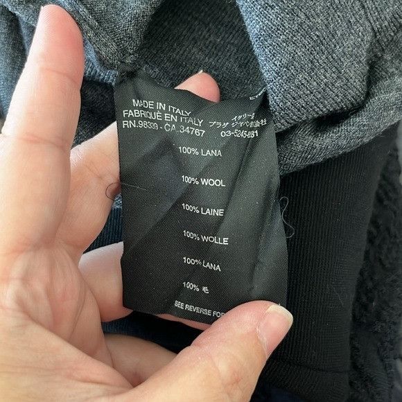 Prada Prada Marled Heathered Gray V-Neck Sweater Wool Made in Ital Size XS / US 0-2 / IT 36-38 - 7 Thumbnail