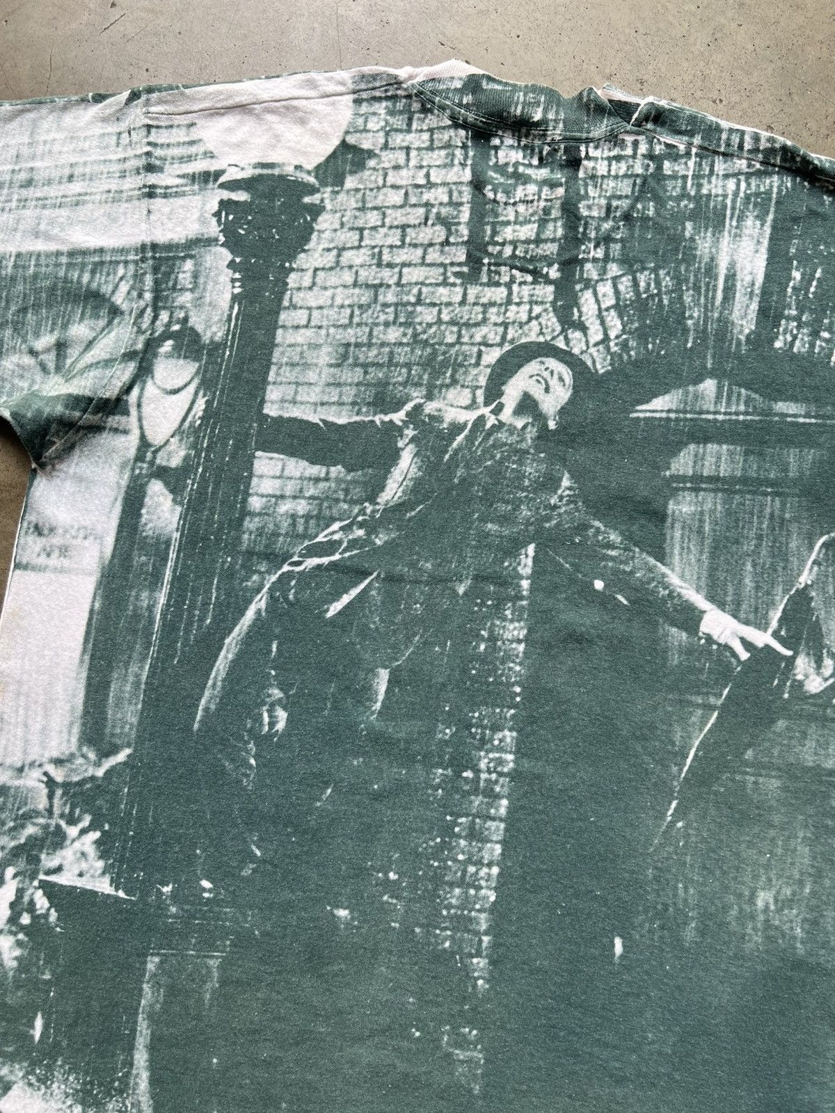 Vintage VTG 1992 Singin In The Rain Stanley Desantis Tee Shirt Movie Size US L / EU 52-54 / 3 - 9 Thumbnail