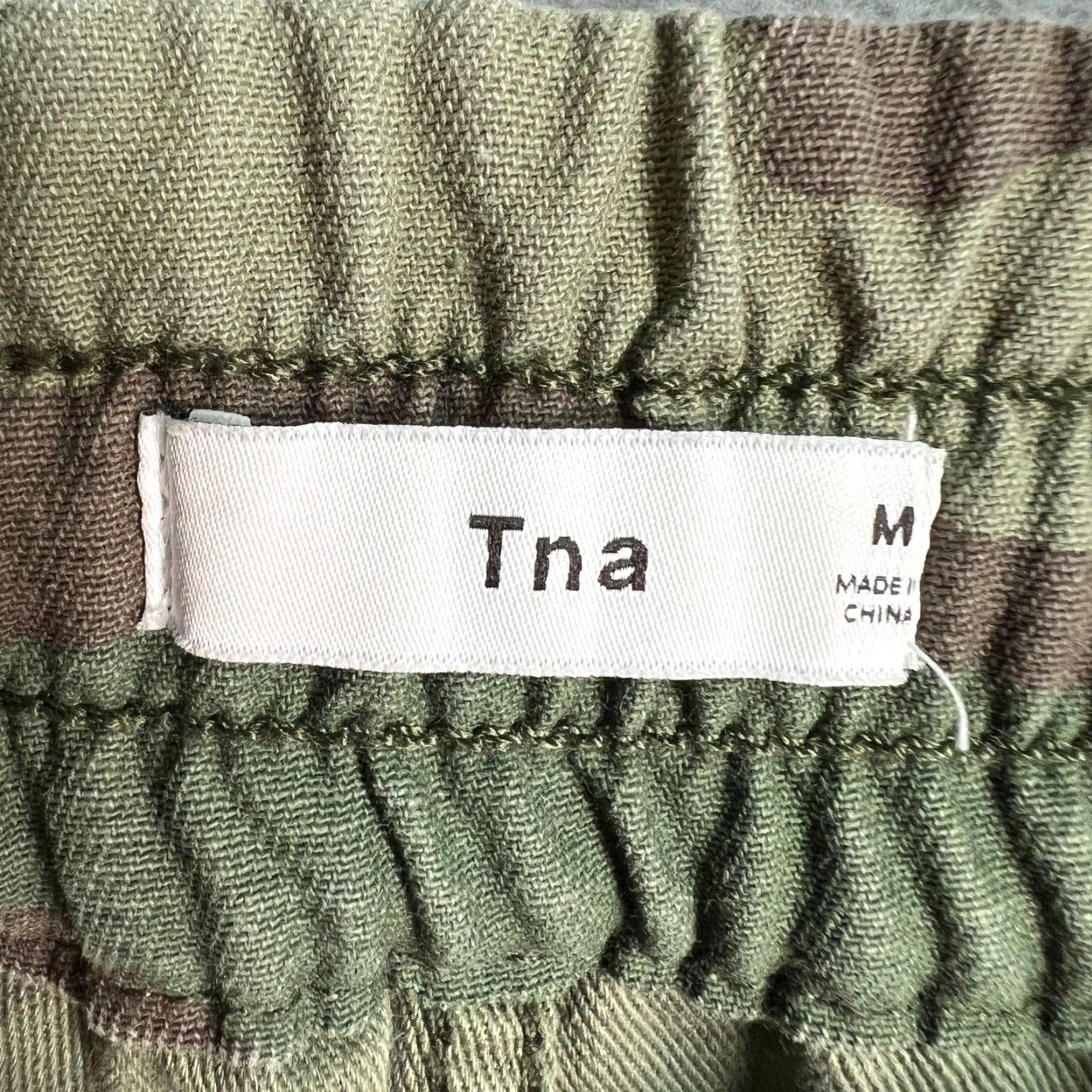 TNA TNA Womens Camouflage Jogger Pants 100% Cotton Drawstring Medium Green Womens Jogger Pants 100% Cotton Casual Activewear TNA Size 32" / US 10 / IT 46 - 3 Thumbnail