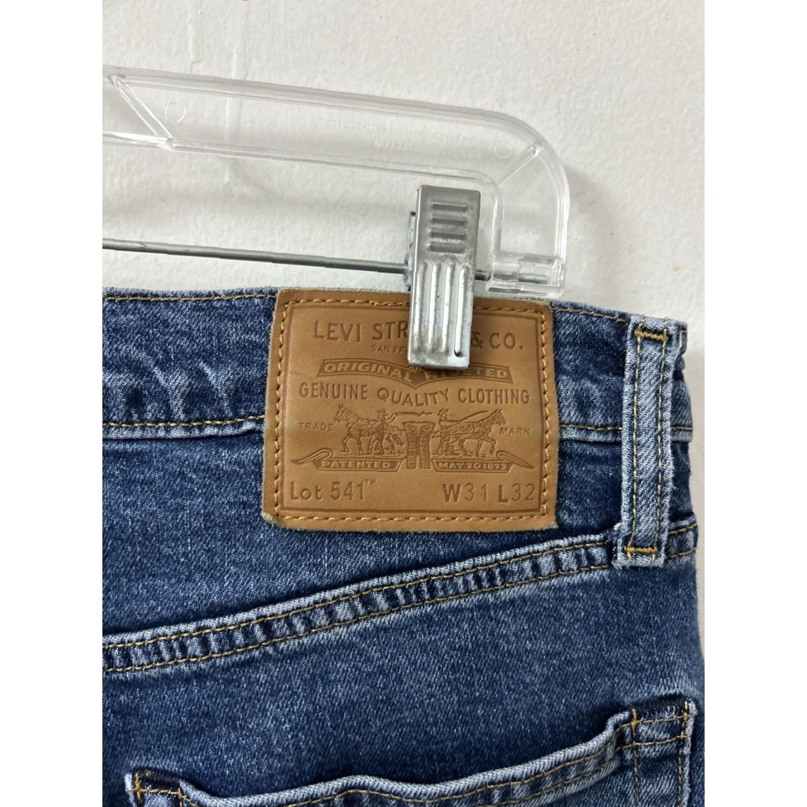 Levi's Levi's 541 Athletic Taper Jeans Mens 31x32 Medium Blue Size US 31 - 5 Thumbnail