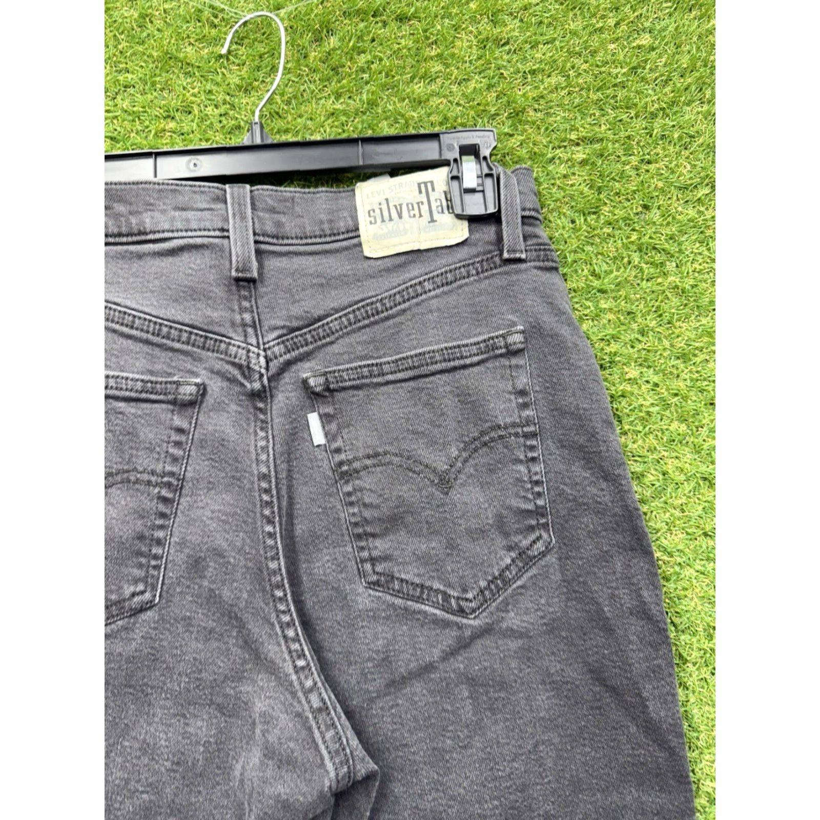 Levi's Levi's Silvertab Jeans Women's 30 High Rise Tapered Black Denim 90s Size 30" / US 8 / IT 44 - 3 Thumbnail
