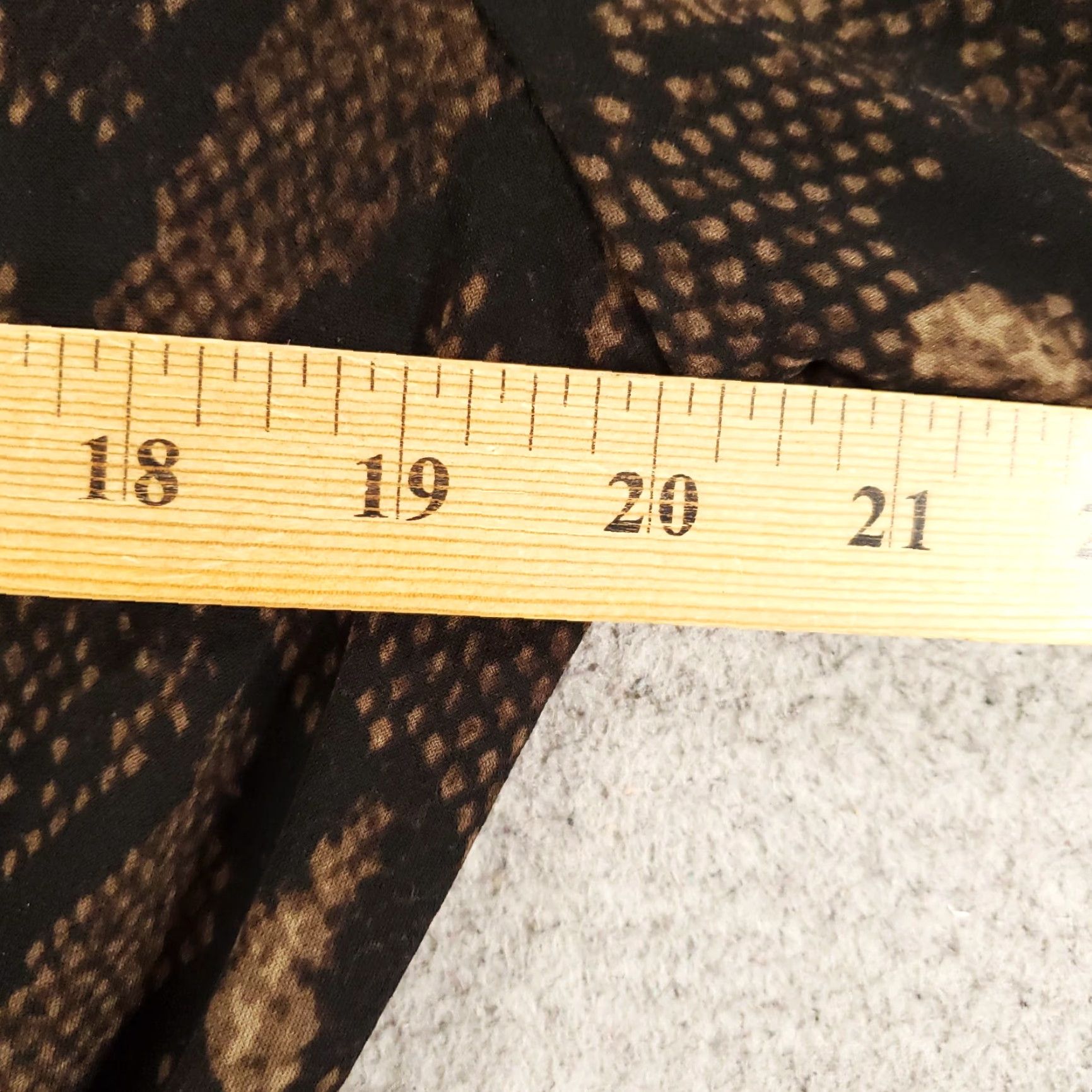 Vintage Tahari Dress Womens Large Black Brown Snake Print Faux Wrap V-Neck Stretch Size L / US 10 / IT 46 - 5 Thumbnail