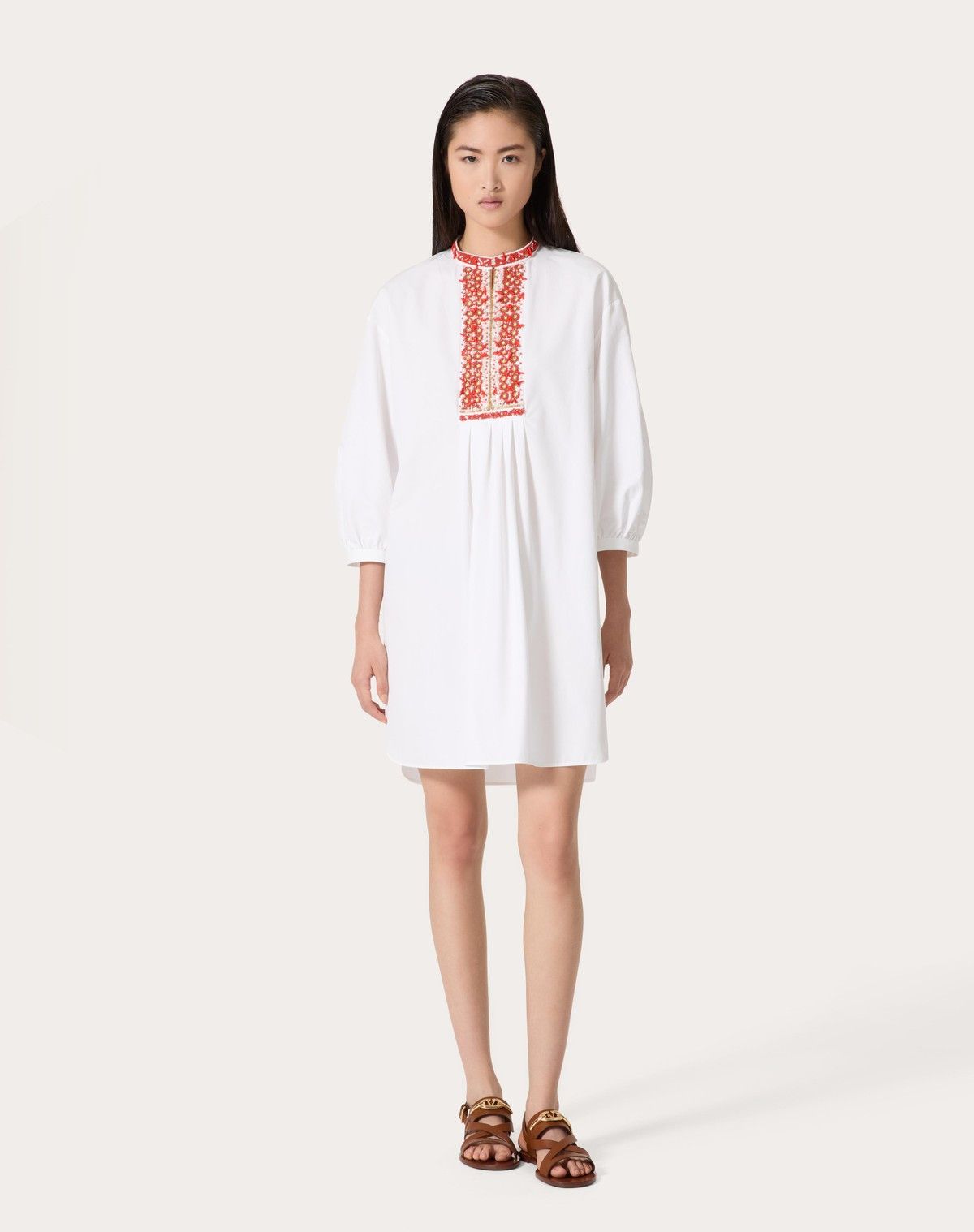 Valentino o1s1wg110525 Embroidered Compact Short Dress in White Size XS / US 0-2 / IT 36-38 - 4 Thumbnail