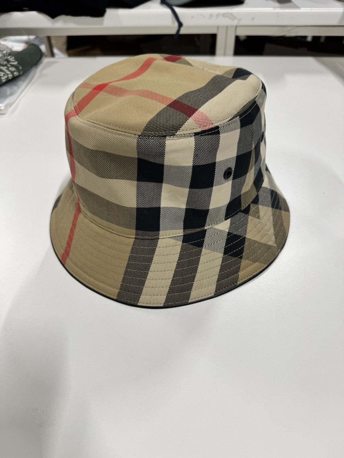 Burberry Burberry Classic Check Bucket Hat 600$ Size ONE SIZE - 7 Thumbnail
