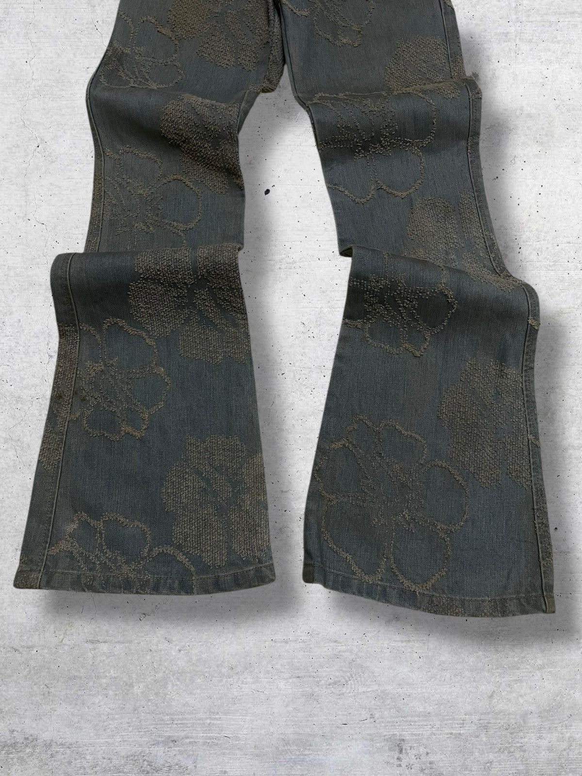 Hysteric Glamour VINTAGE ALBAROSA JAPAN CRAFTED JACQUERD ART FLARE DENIM 90S Size US 28 / EU 44 - 3 Thumbnail