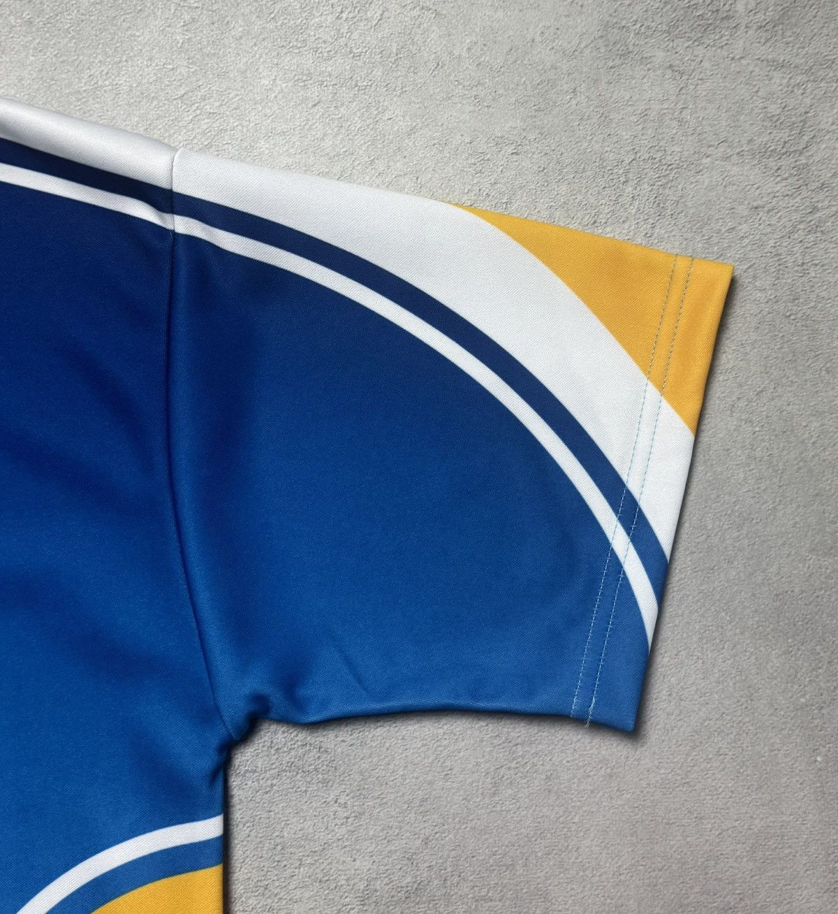 Reebok Gold Coast Titans NRL Rugby Shirt Jersey Reebok Size US XL / EU 56 / 4 - 5 Thumbnail
