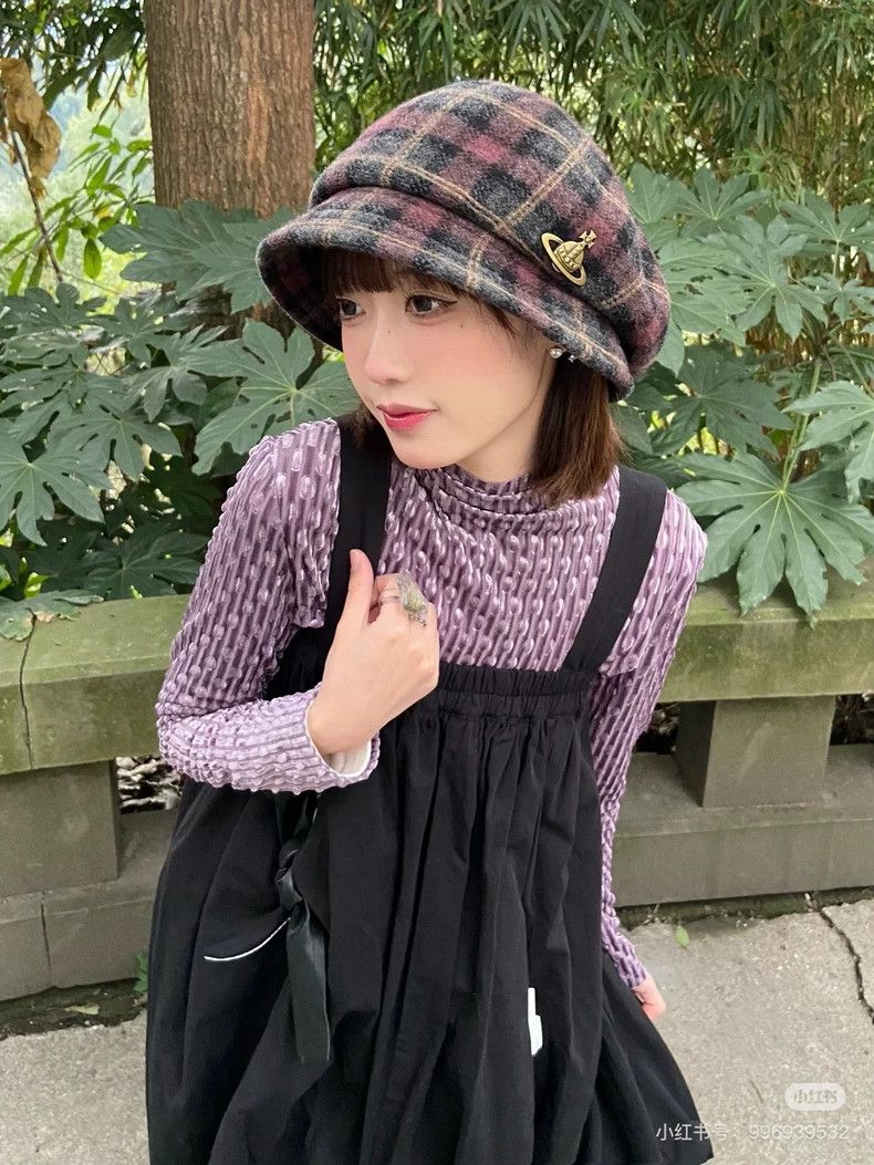 Vivienne Westwood Vivienne Westwood Red checkered hat with metal label and o Size ONE SIZE - 8 Thumbnail