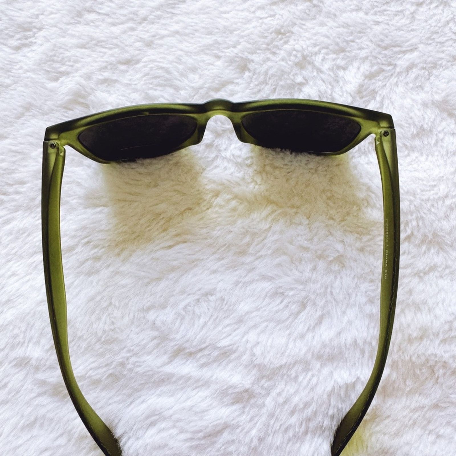 Other Lola Green Polycarbonate Sunglasses Size ONE SIZE - 7 Thumbnail